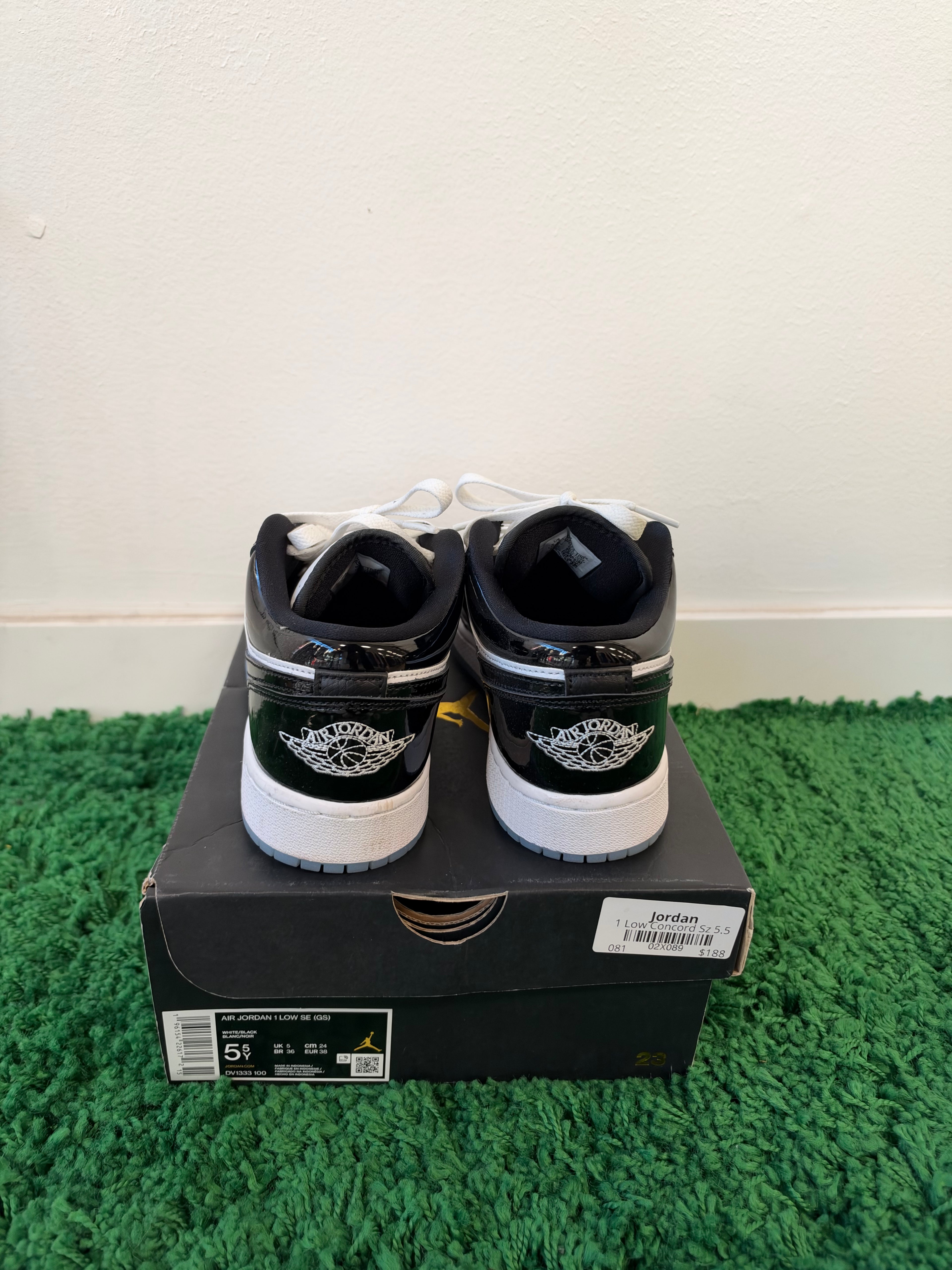 Used Jordan 1 Low SE Concord (Youth)