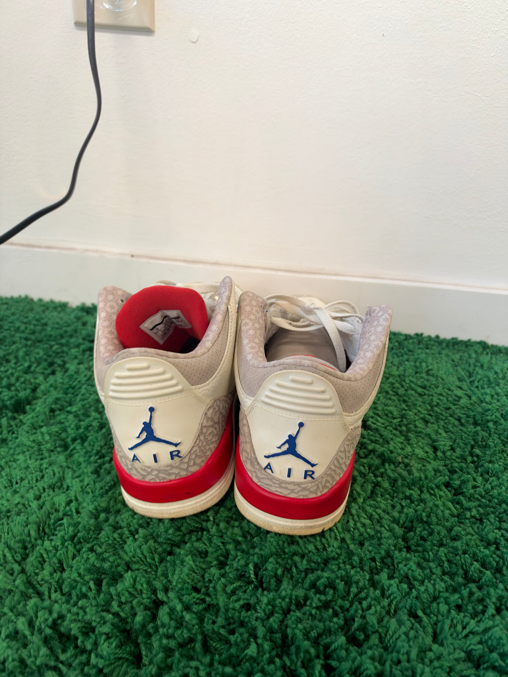Used Jordan 3 Retro International Flight (Men’s)
