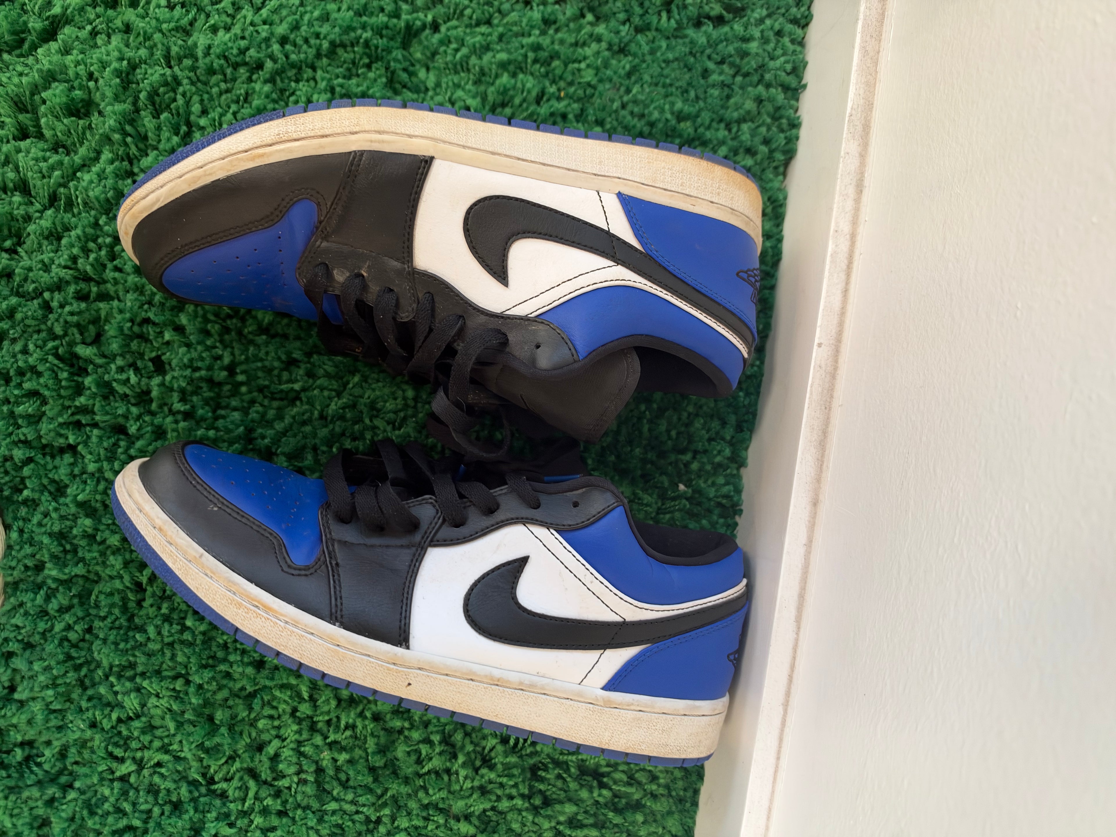 Used Jordan 1 Low Royal Toe (Men’s)