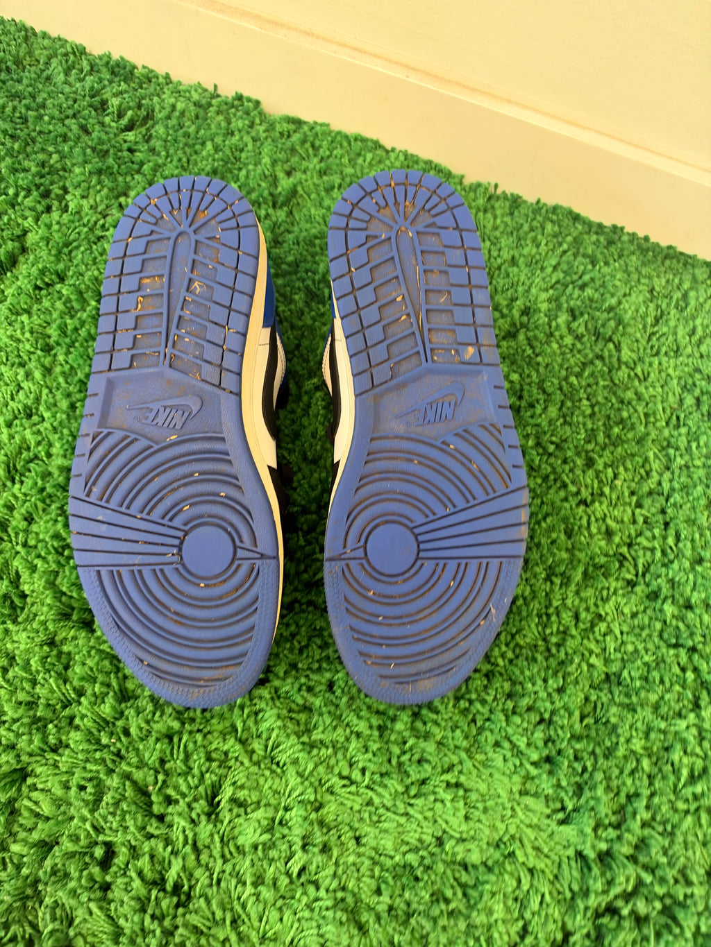 Used Jordan 1 Low Royal Toe (Men’s)