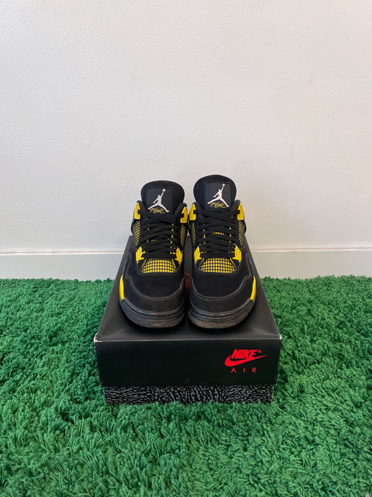 Used Jordan 4 Retro Thunder 2023 (Men’s)