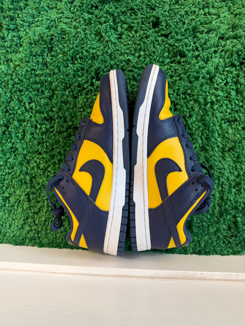 Used Nike Low Dunks Michigan (Men’s)