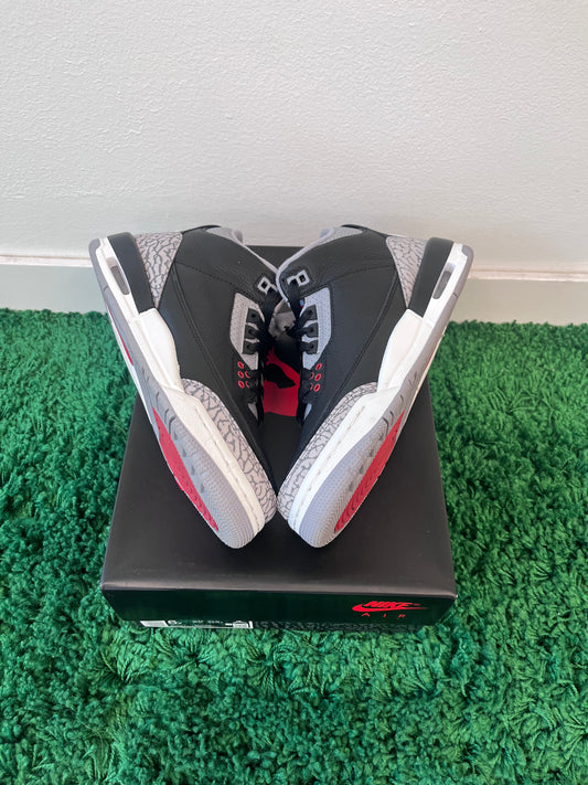 Used Jordan 3 Retro Black Cement 2024 (Youth)