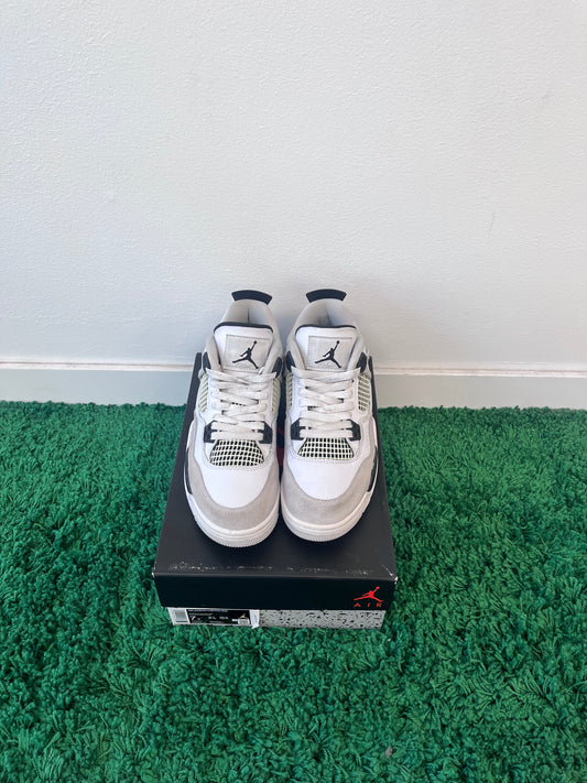 Used Jordan 4 Retro Military Black (Youth)