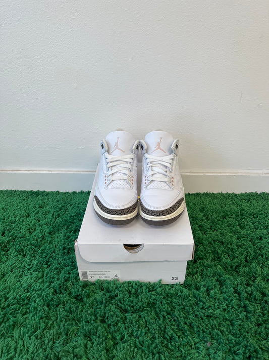 Used Jordan 3 Retro Neapolitan Dark Mocha (Women’s)