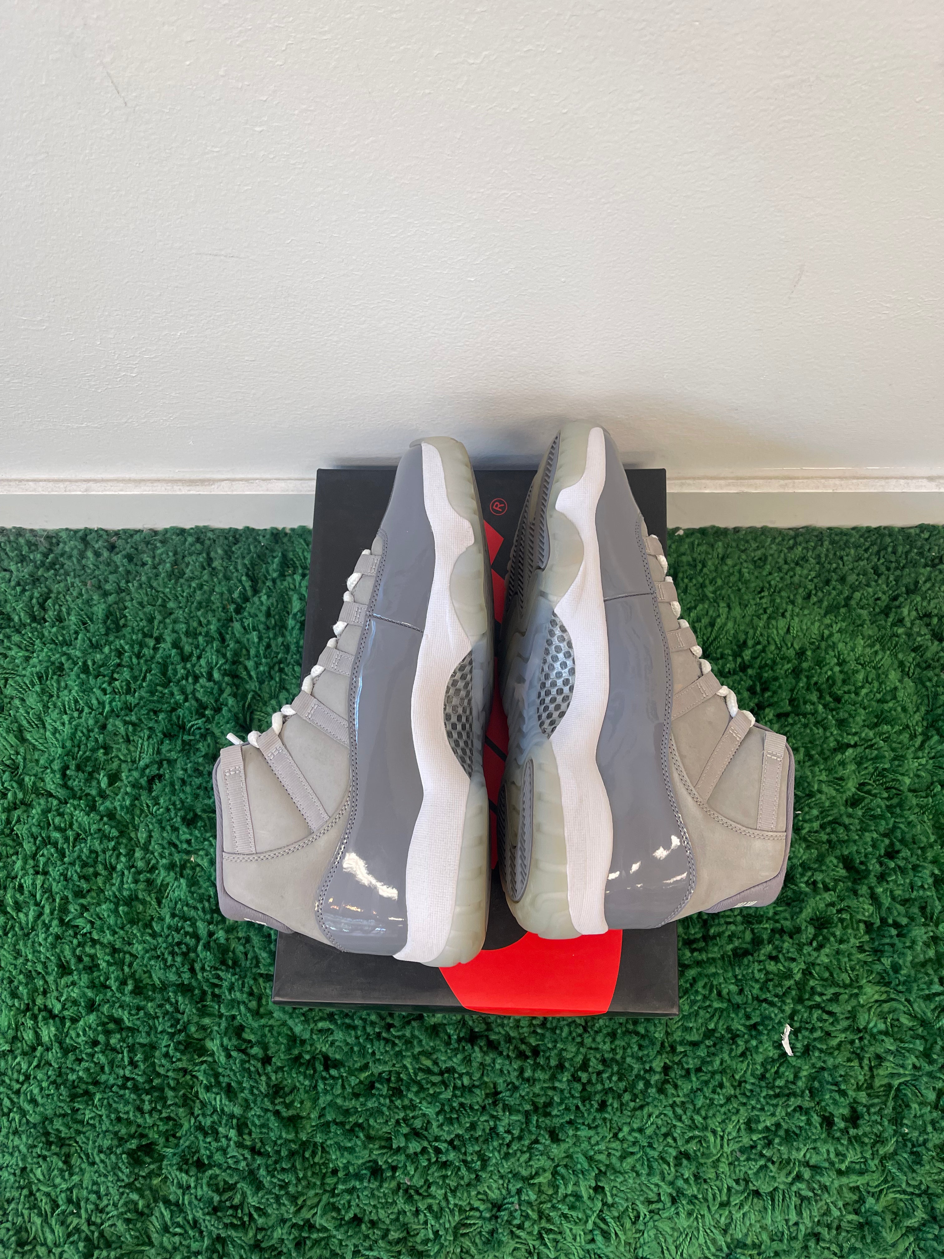 Used Jordan 11 Retro Cool Grey 2021 (Men’s)