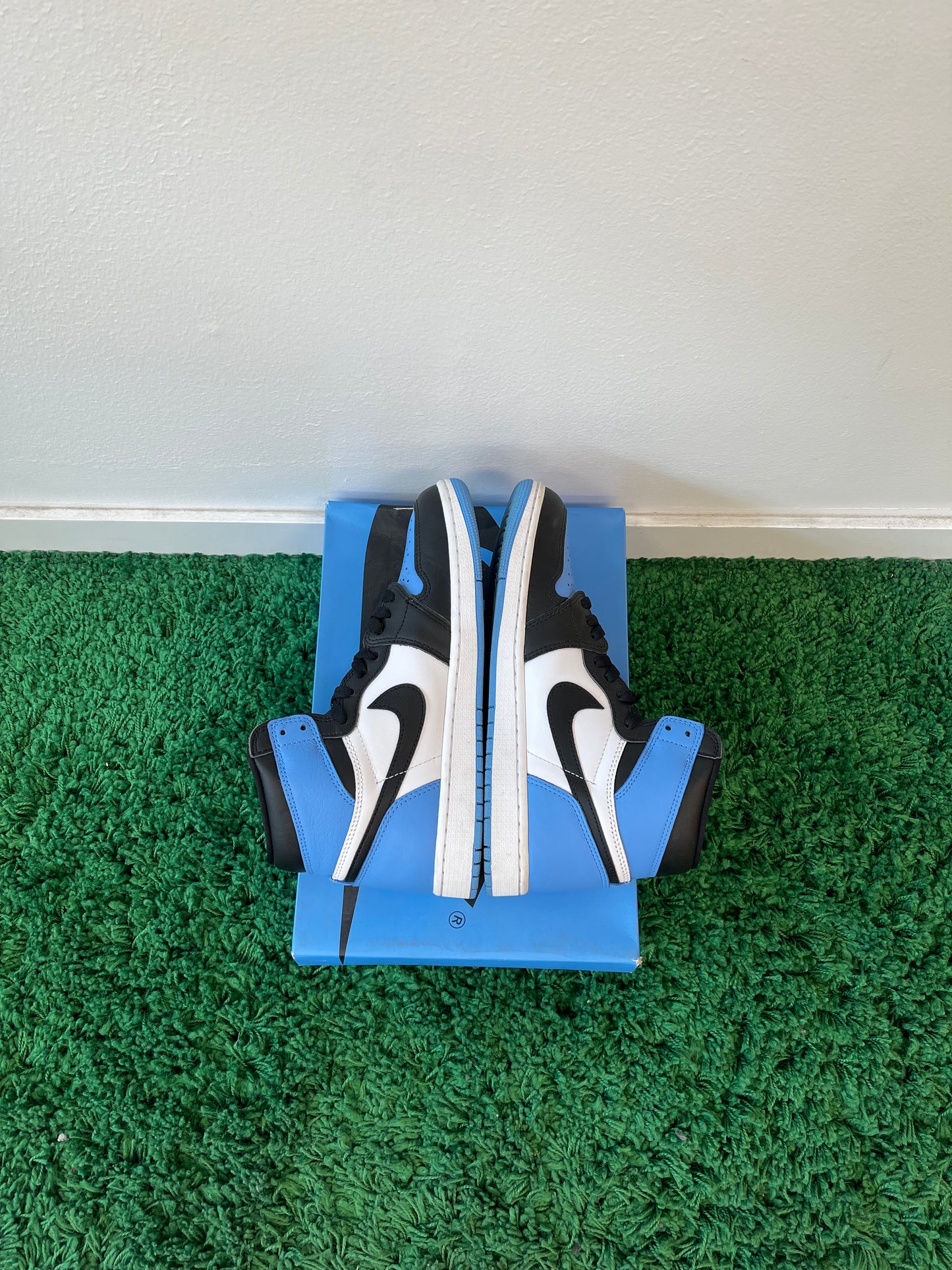 Used Jordan 1 Retro High OG UNC Toe (Men’s)