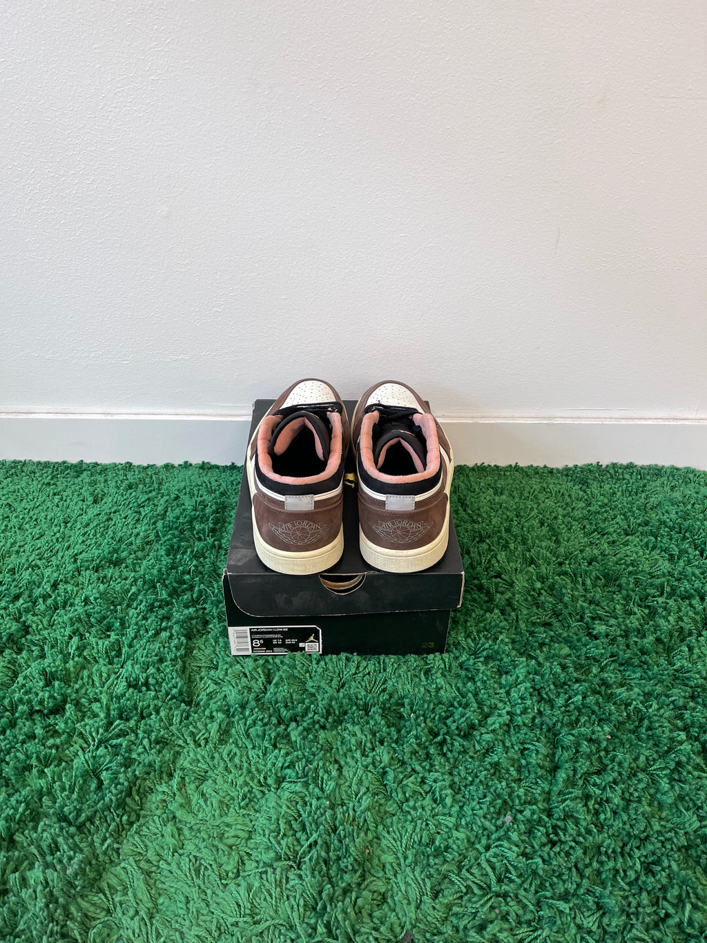 Used Jordan 1 Low Mocha (Men’s)