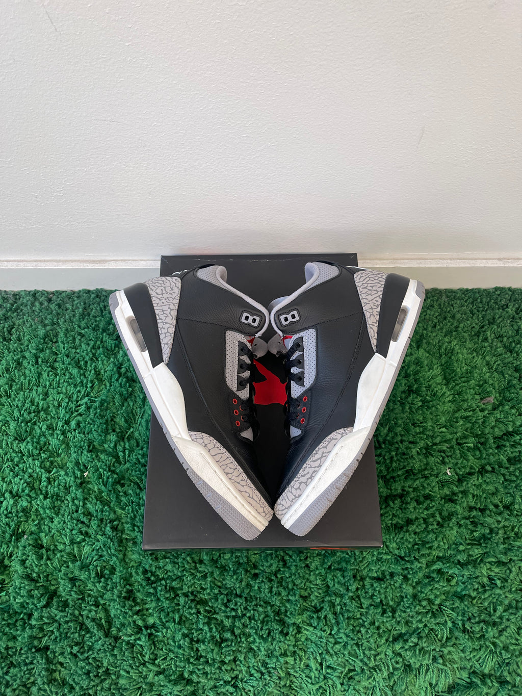 Used Jordan 3 Retro OG Black Cement 2024 (Men’s)