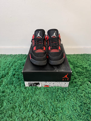 Used Jordan 4 Retro Red Thunder (Men’s)