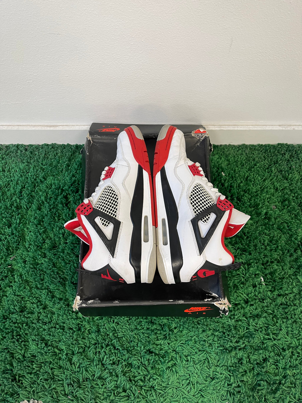 Used Jordan 4 Retro Fire Red 2020 (Men’s)