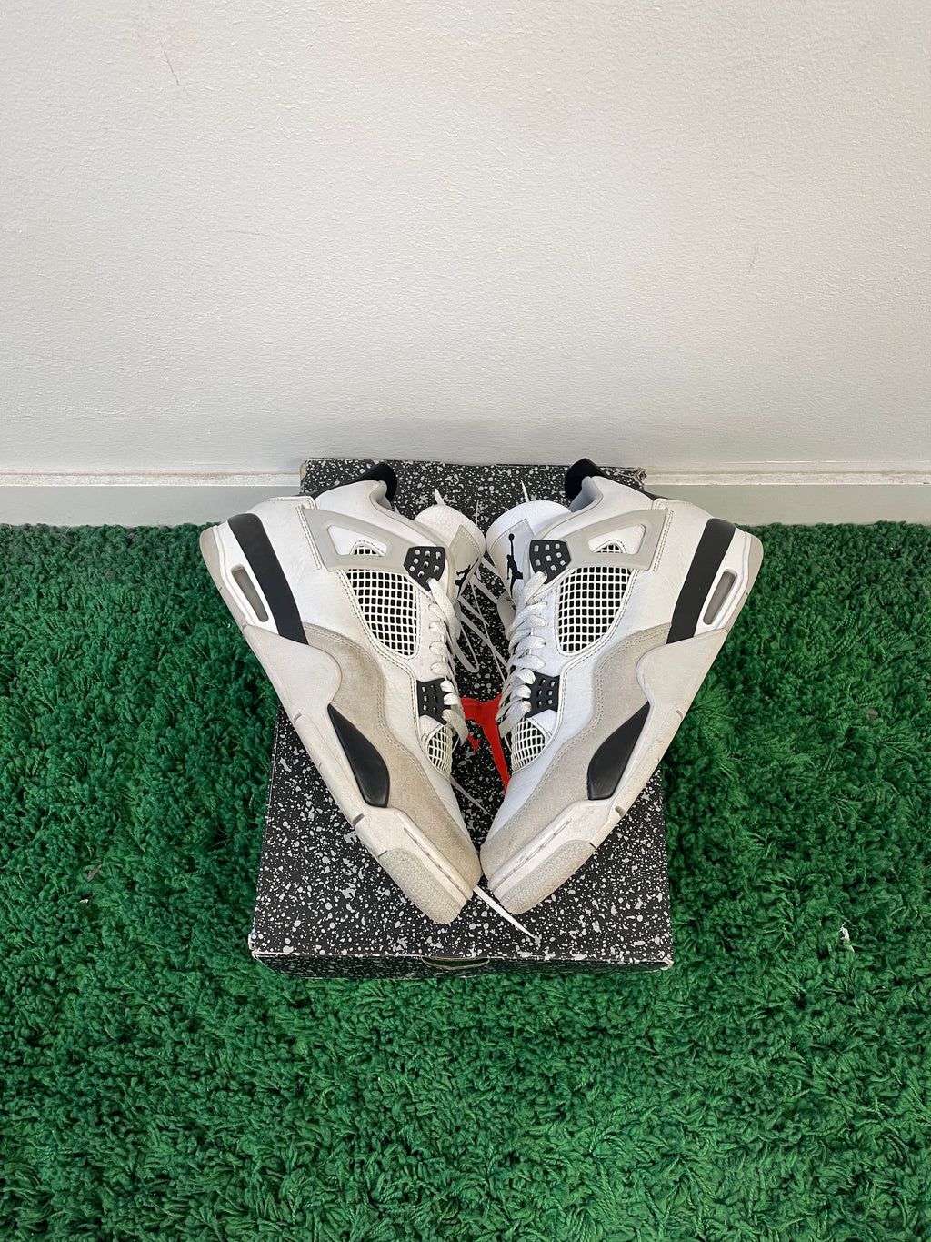 Used Jordan 4 Retro Military Black (Men’s)