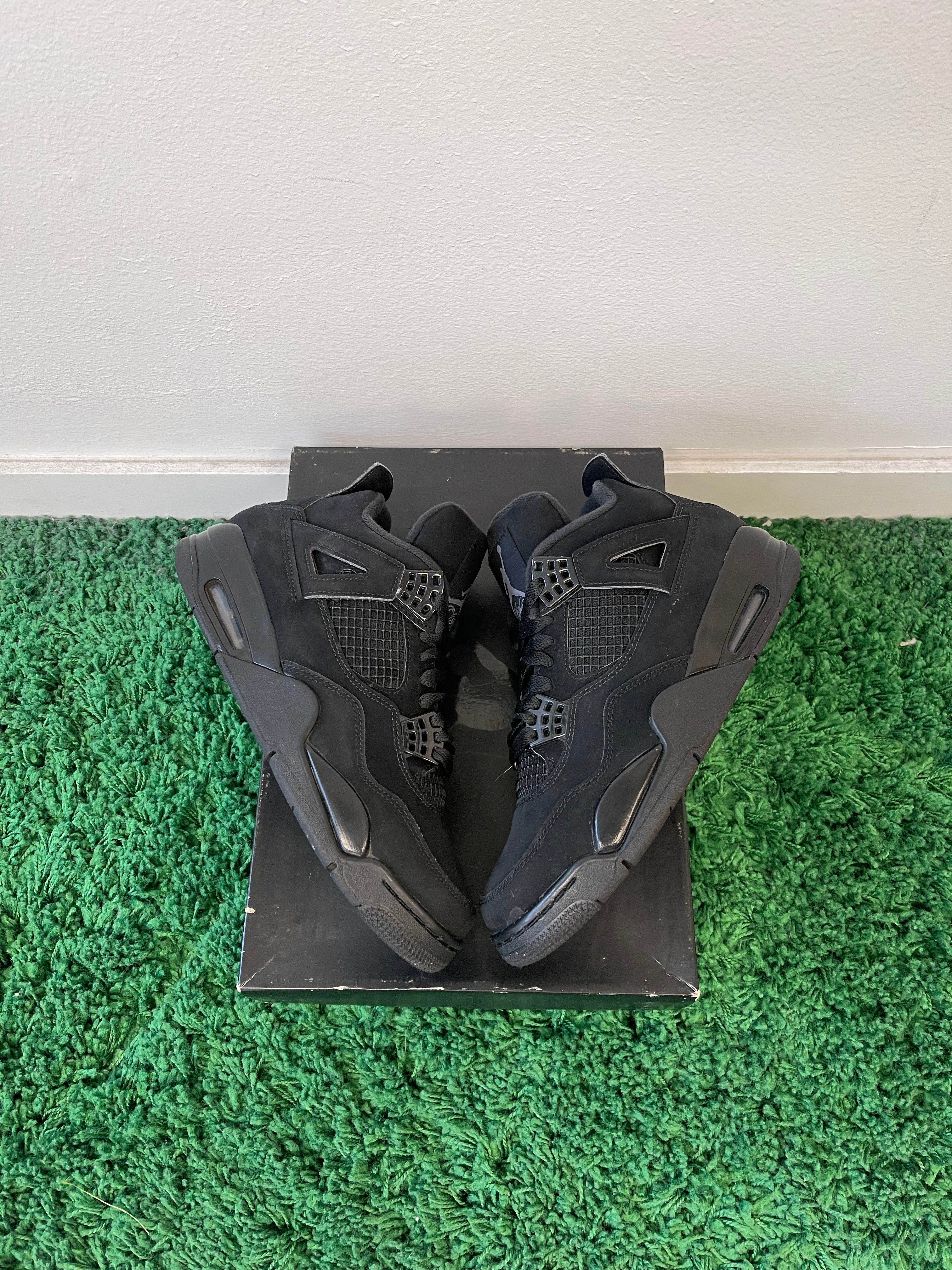 Used Jordan 4 Retro Black Cat 2020 (Men’s)