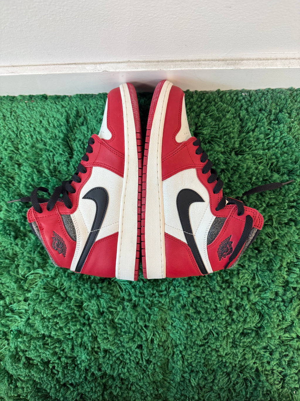 Used Jordan 1 Retro High Lost and Found (Youth)