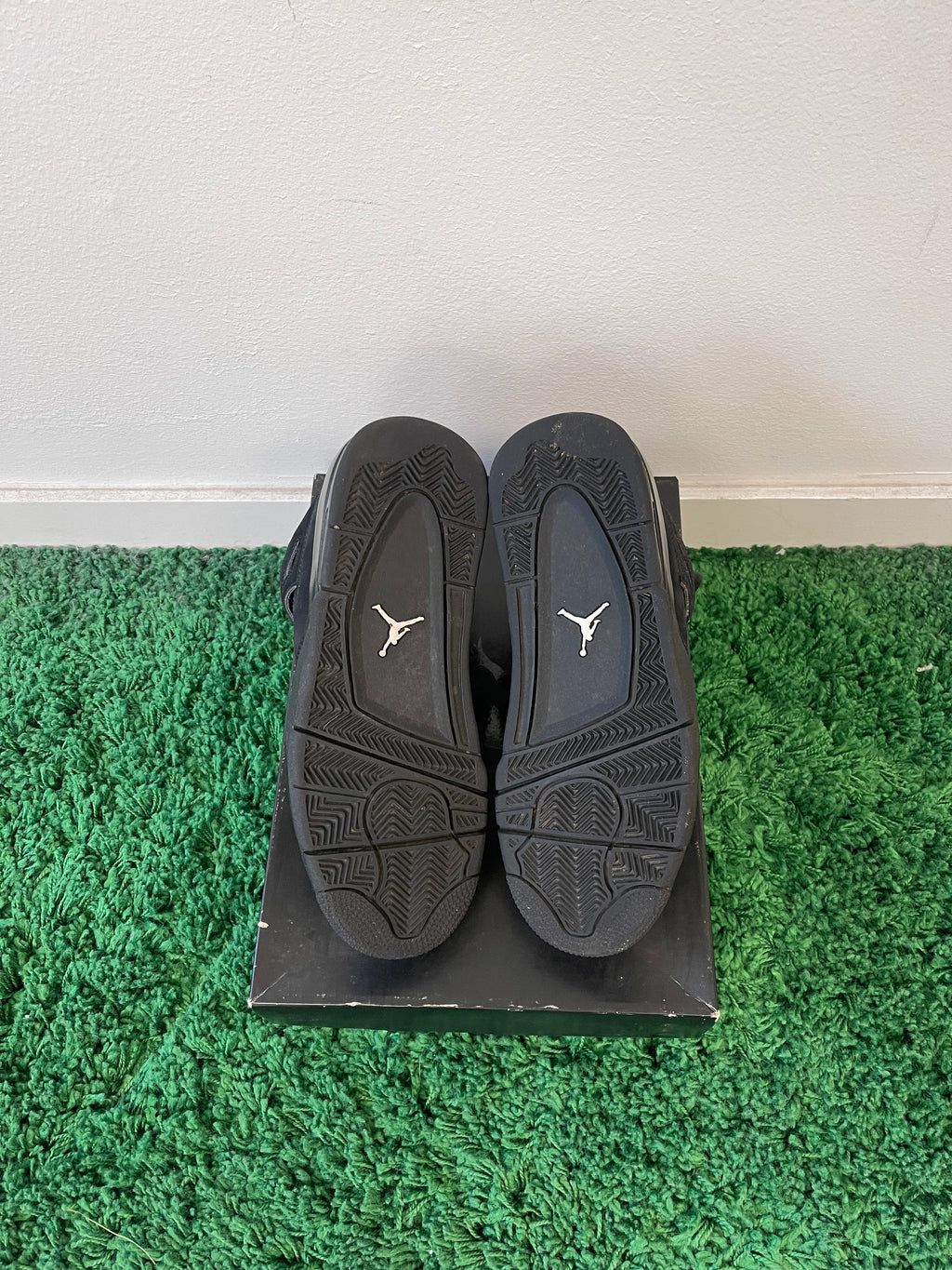 Used Jordan 4 Retro Black Cat 2020 (Men’s)