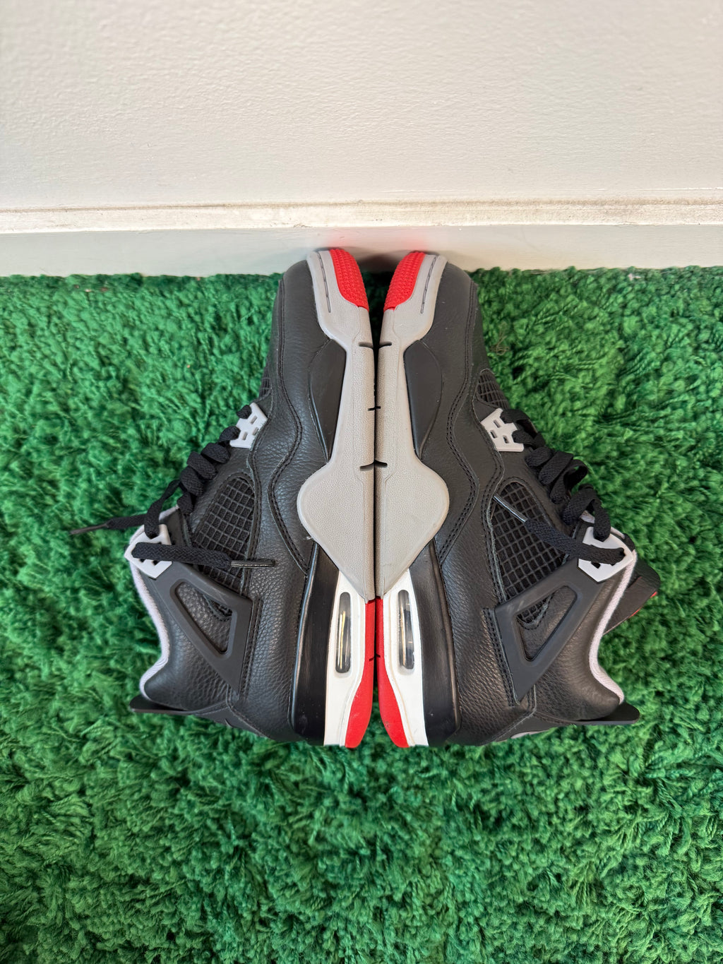 Used Jordan 4 Retro Bred Reimagined (Men’s)