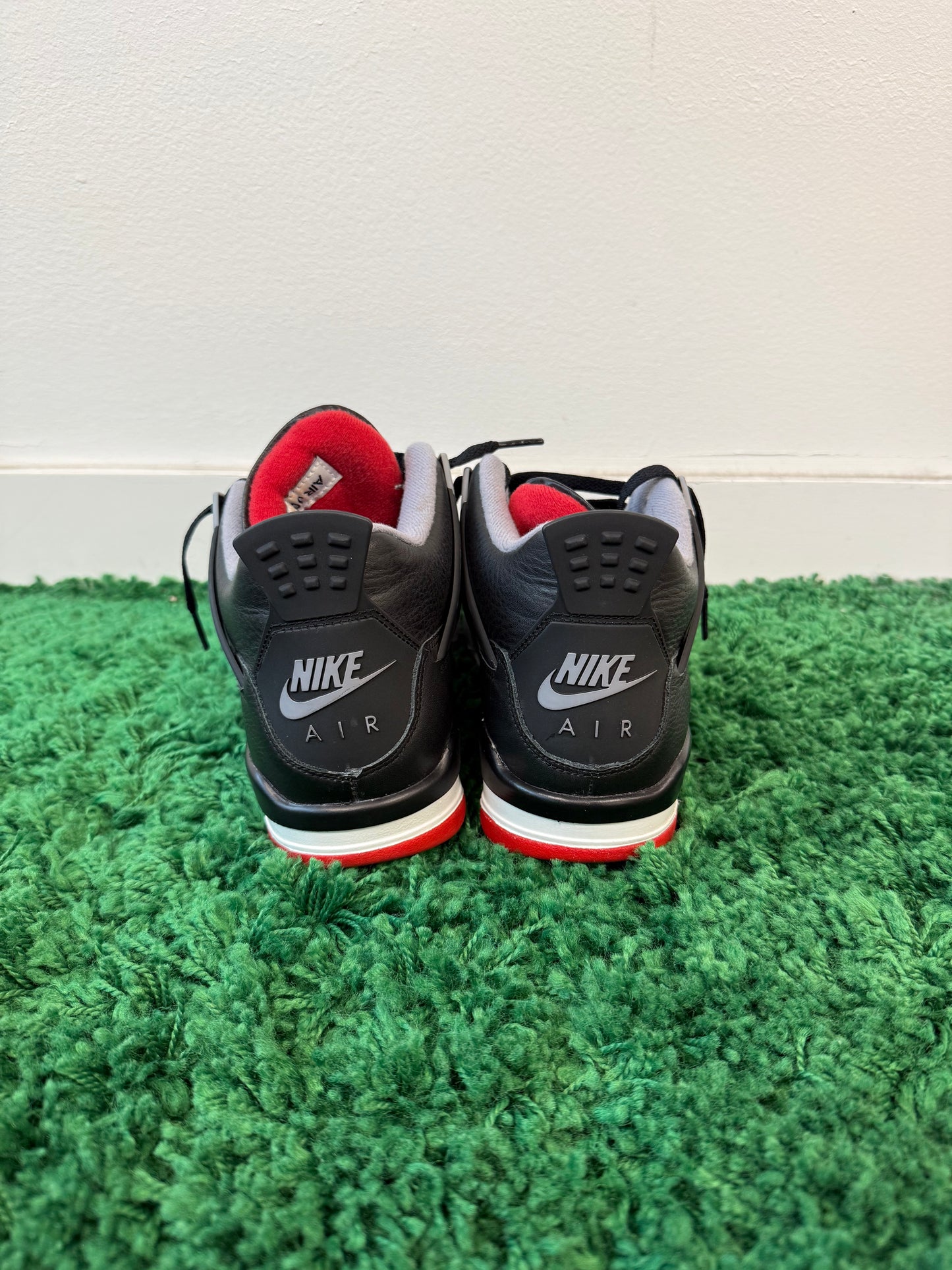 Used Jordan 4 Retro Reimagined Breds (Men’s)