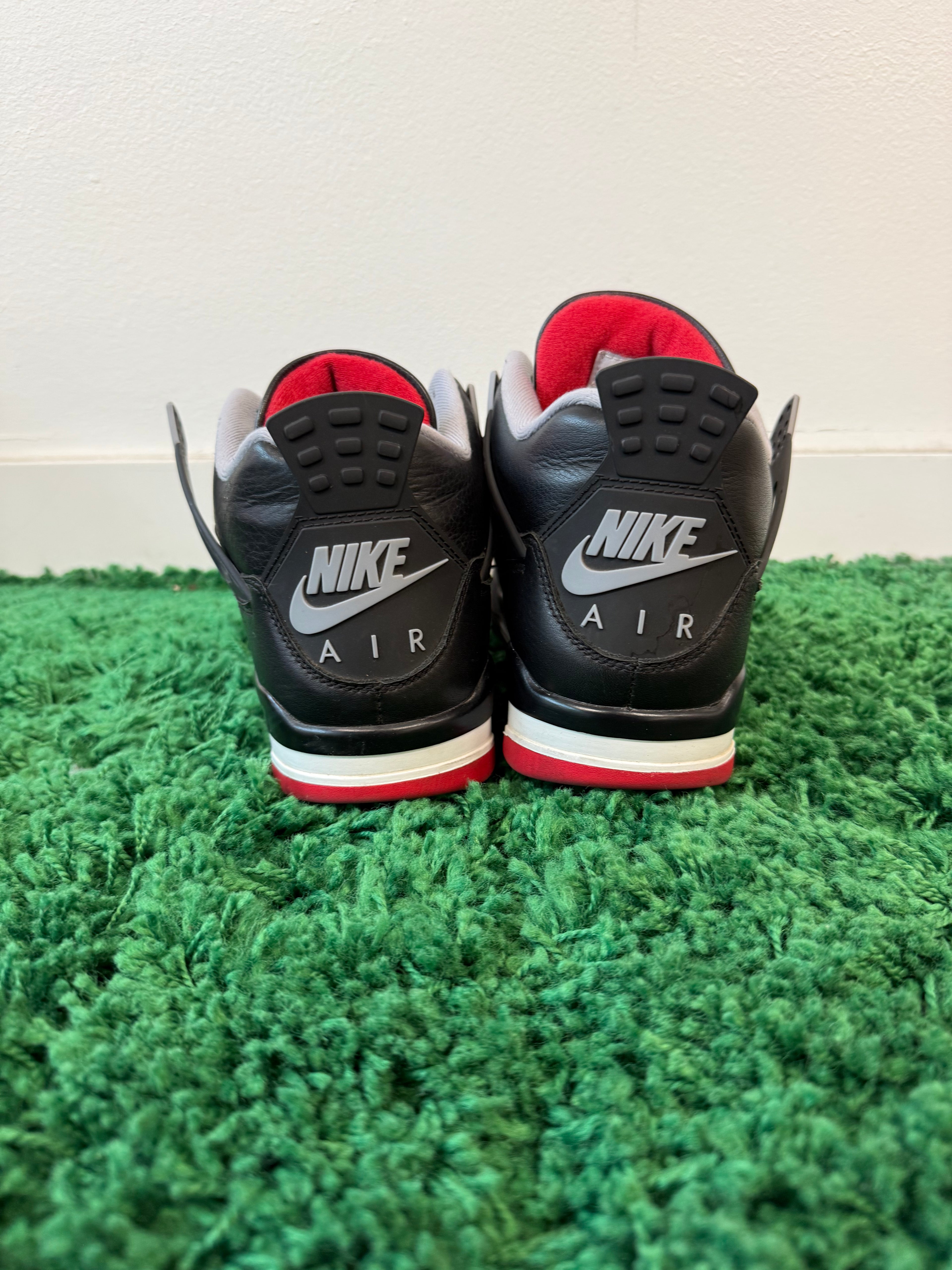Used Jordan 4 Bred Reimagined (Men’s)