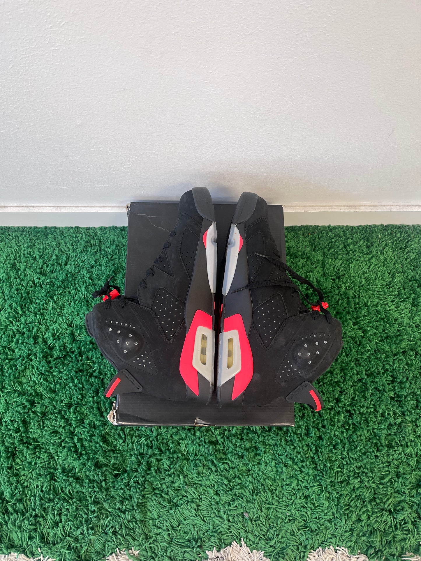 Used Jordan 6 Retro Black Infrared (Men’s)