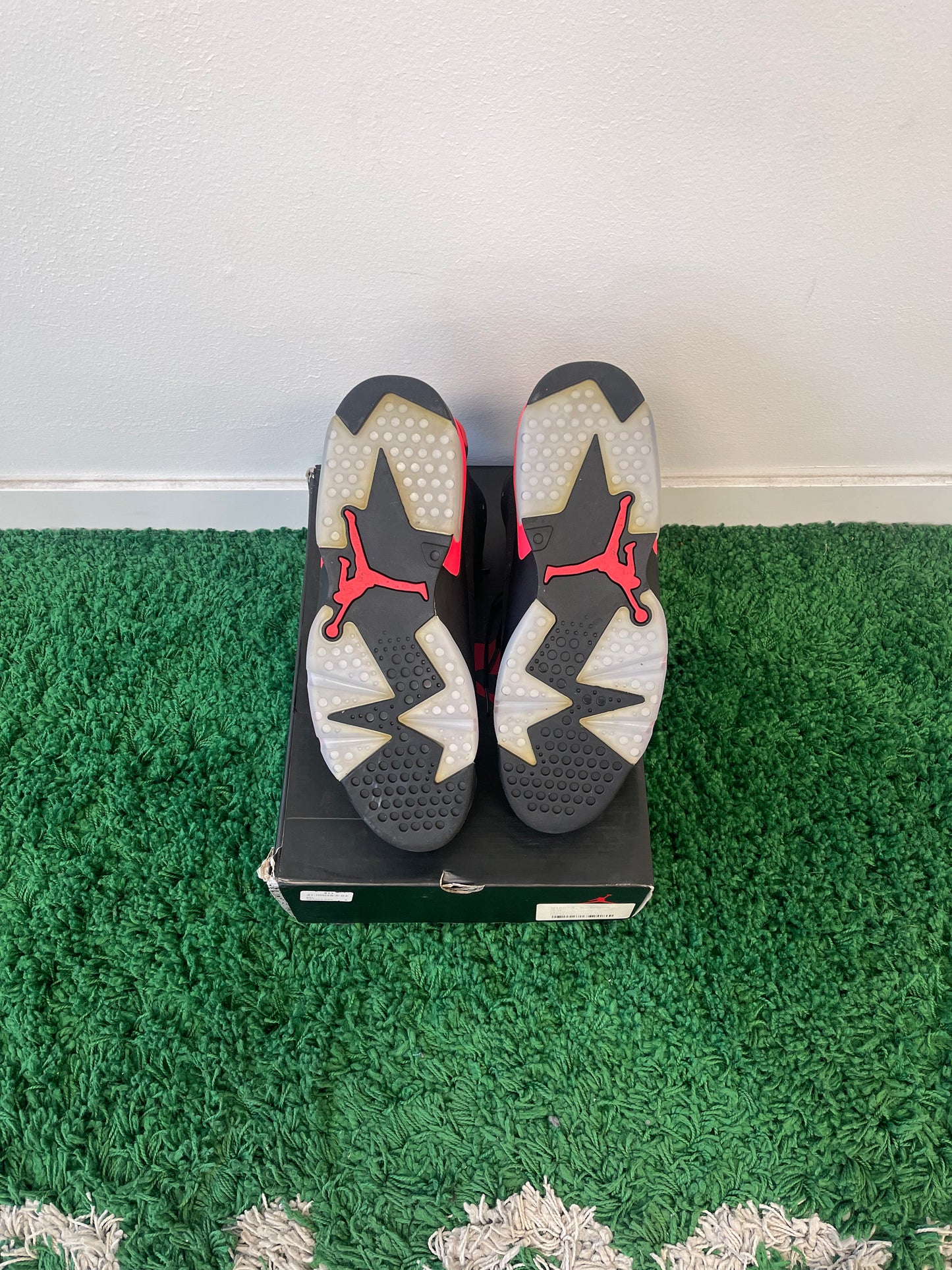Used Jordan 6 Retro Black Infrared (Men’s)