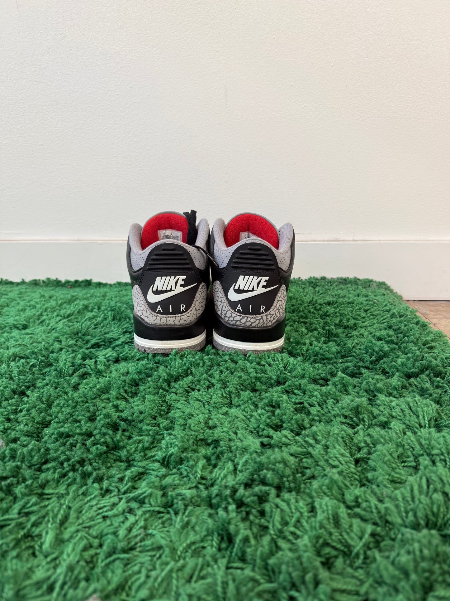 Used Jordan 3 Retro OG Black Cement 2024 (Men’s)