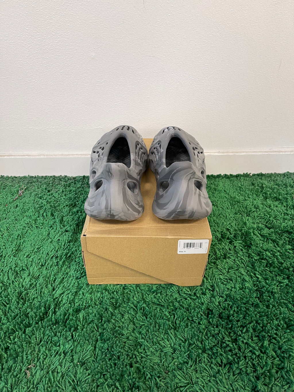Used Adidas Yeezy Foam RNR Mx Granite (Men’s)
