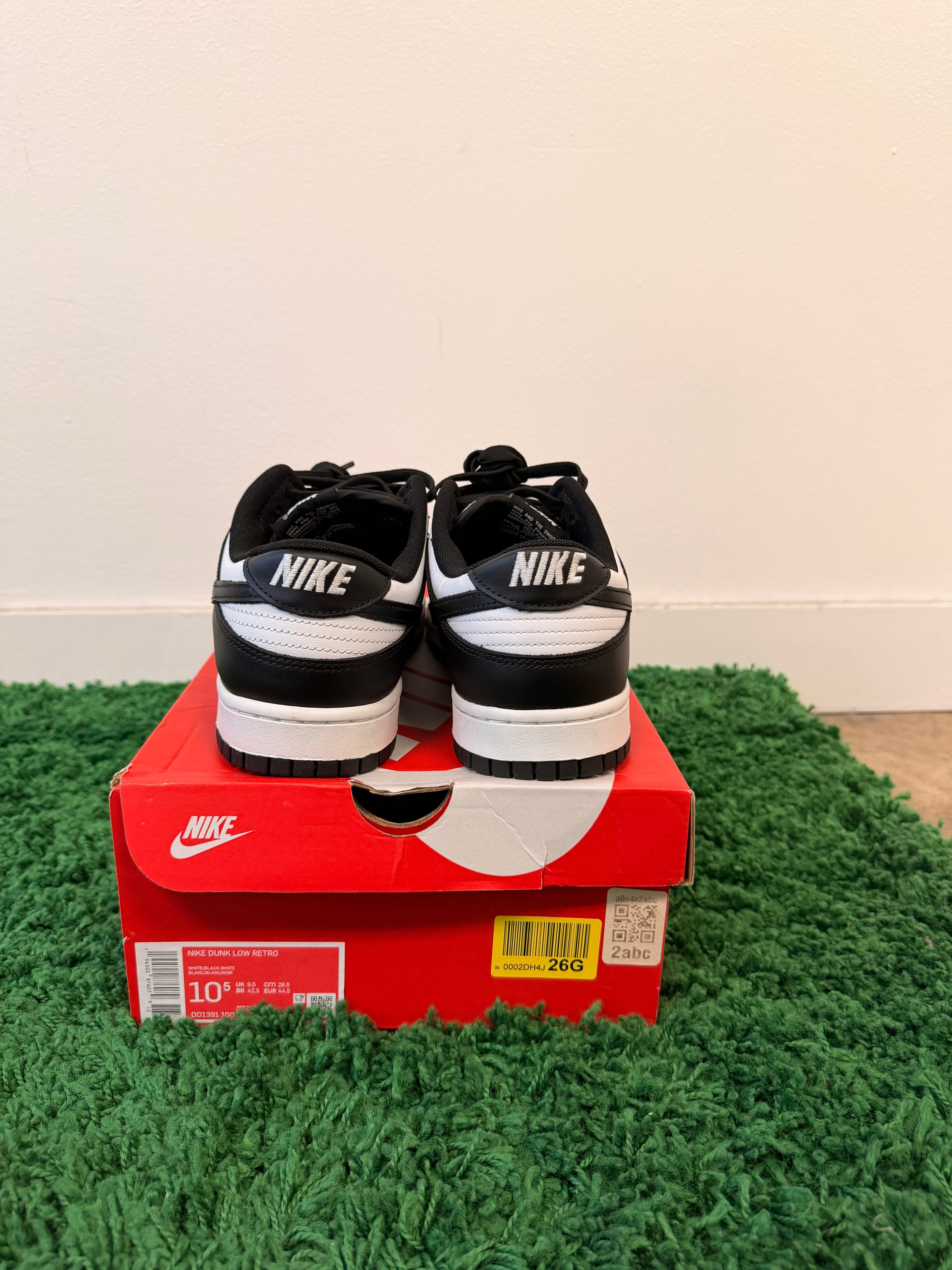 Used Nike Dunk Low Panda (Men’s)