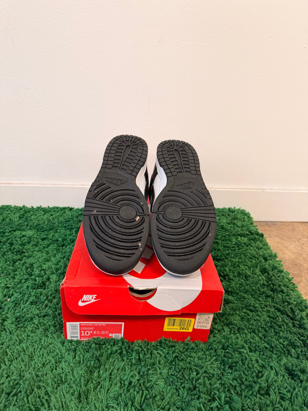 Used Nike Dunk Low Panda (Men’s)