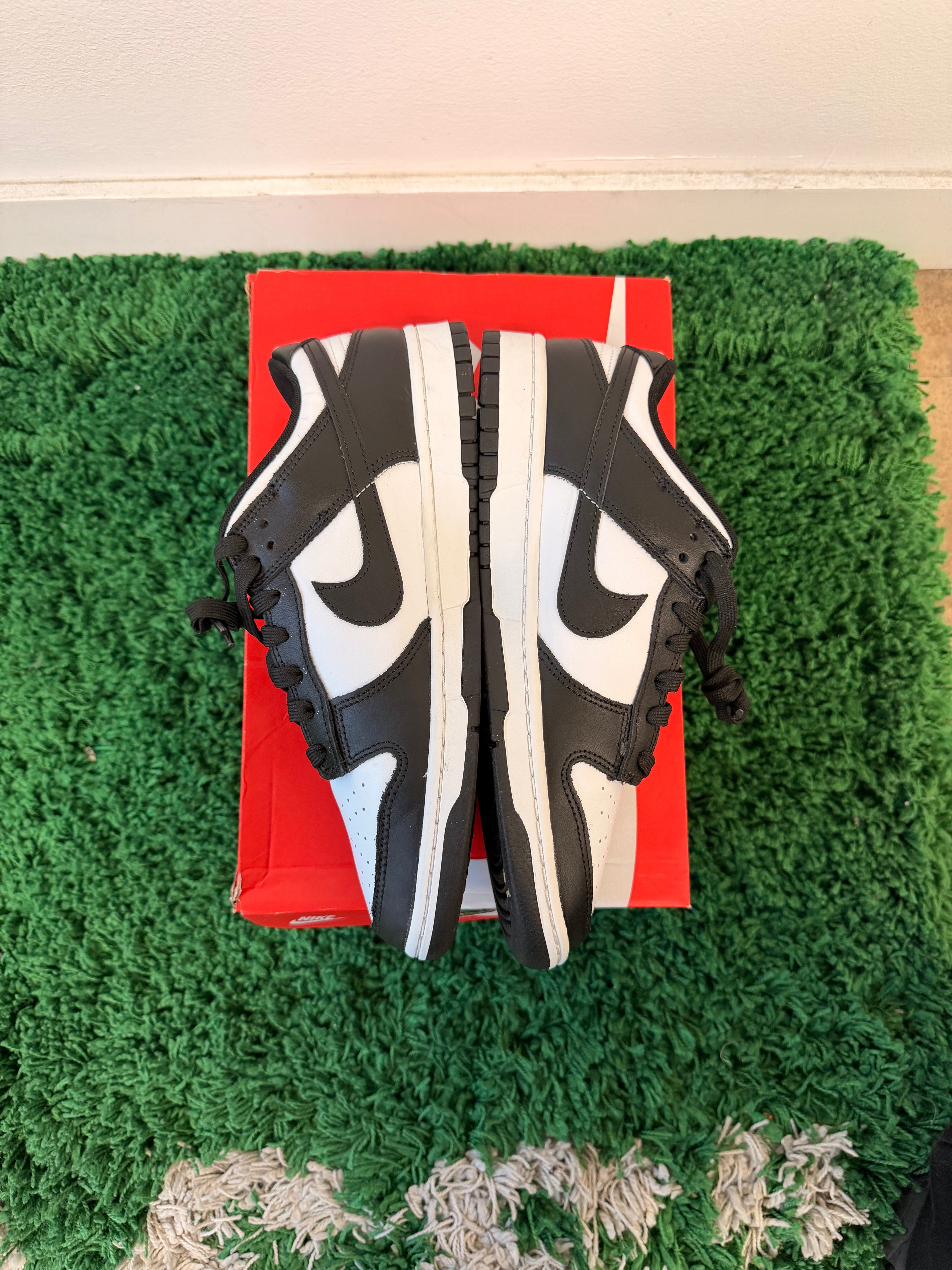 Used Nike Dunk Low Panda (Men’s)