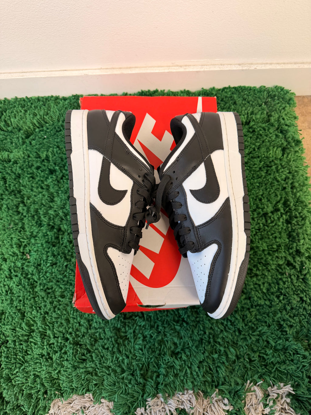 Used Nike Dunk Low Panda (Men’s)