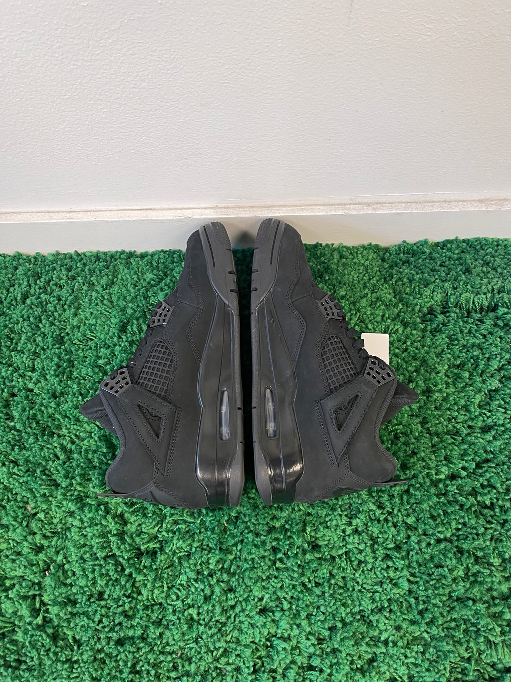 Used Jordan 4 Retro Black Cat 2025 (Men’s)