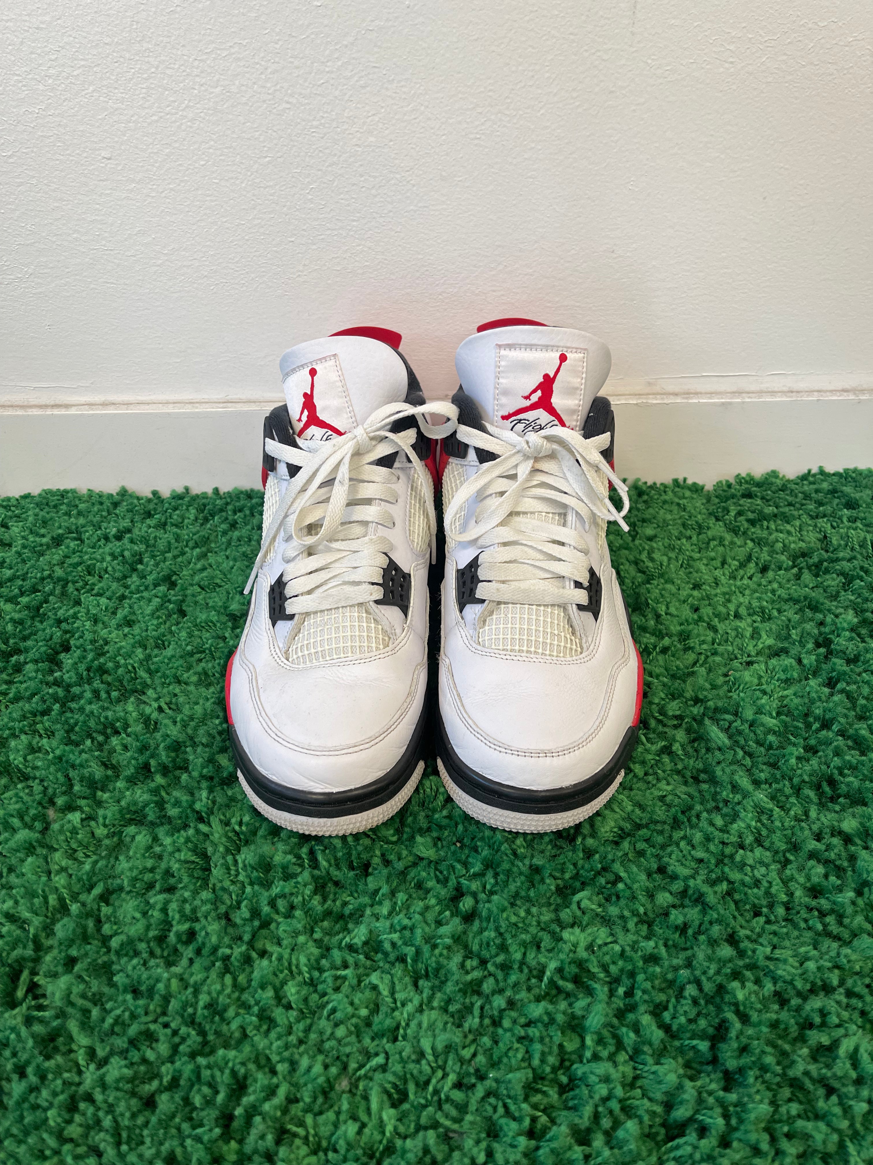 Used Jordan 4 Retro Red Cement (Men’s)