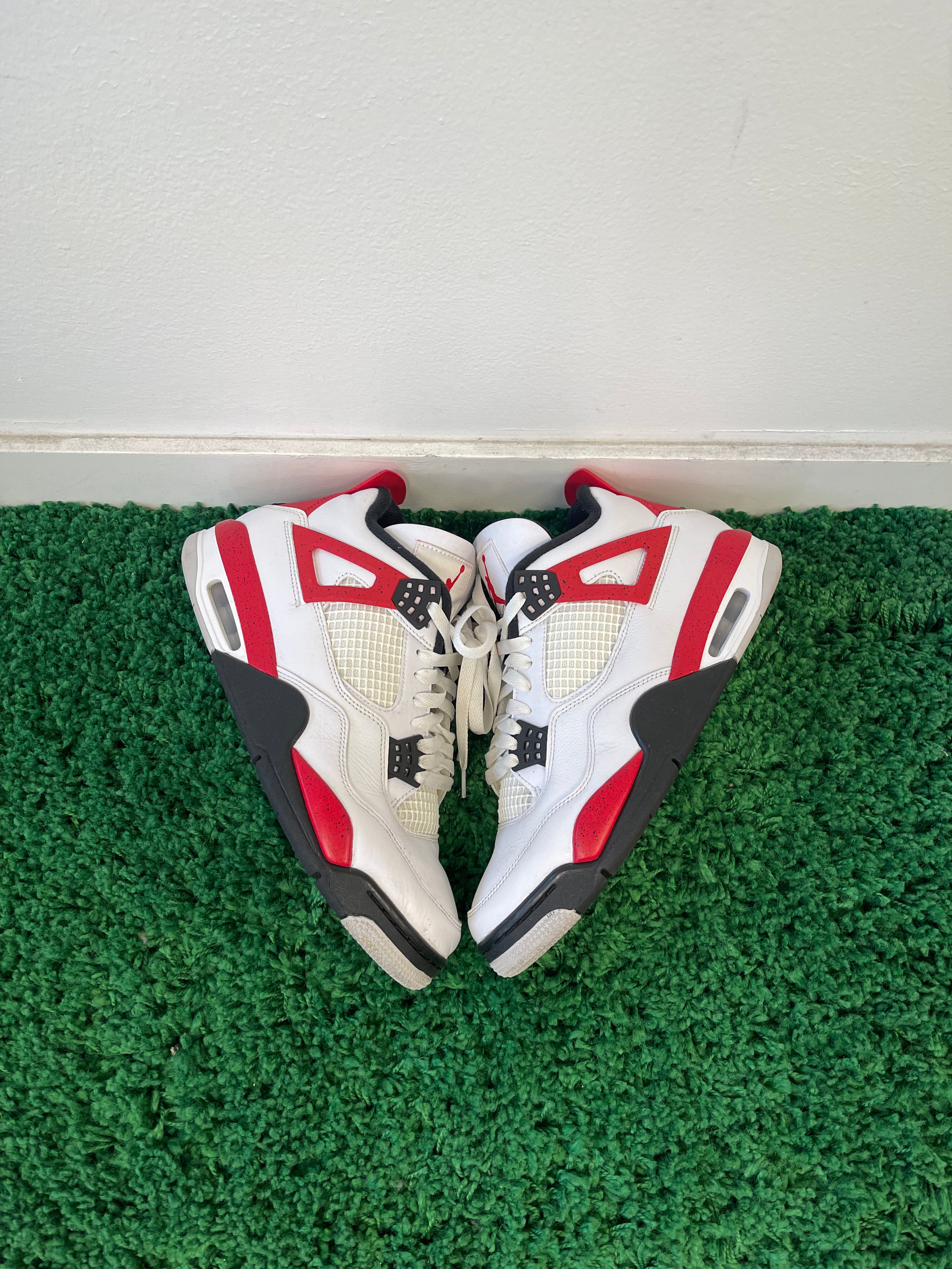 Used Jordan 4 Retro Red Cement (Men’s)