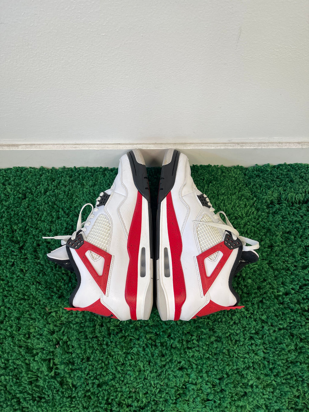 Used Jordan 4 Retro Red Cement (Men’s)
