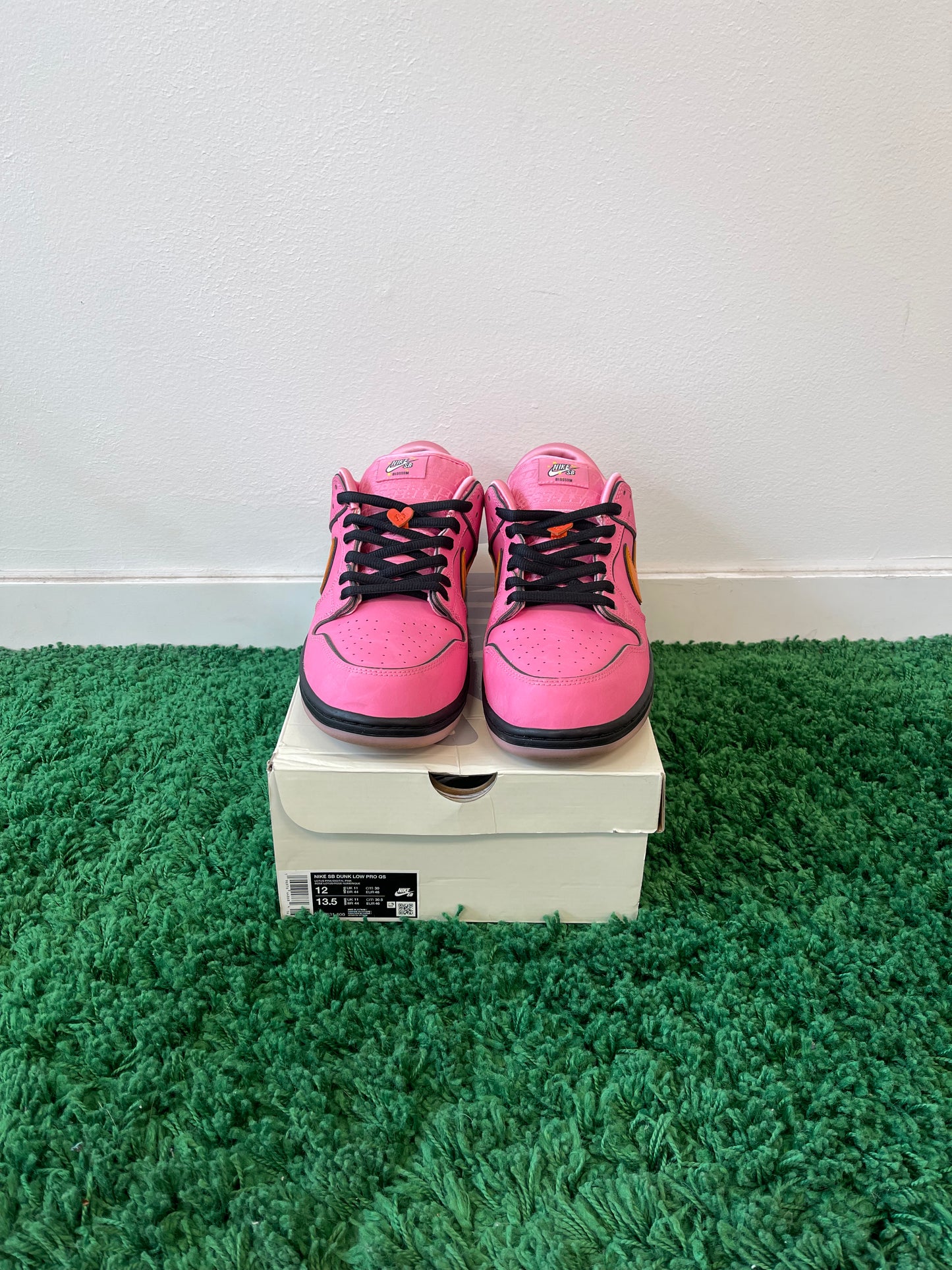 Used Nike SB Dunk Low The Powerpuff Girls Blossom (Men’s)