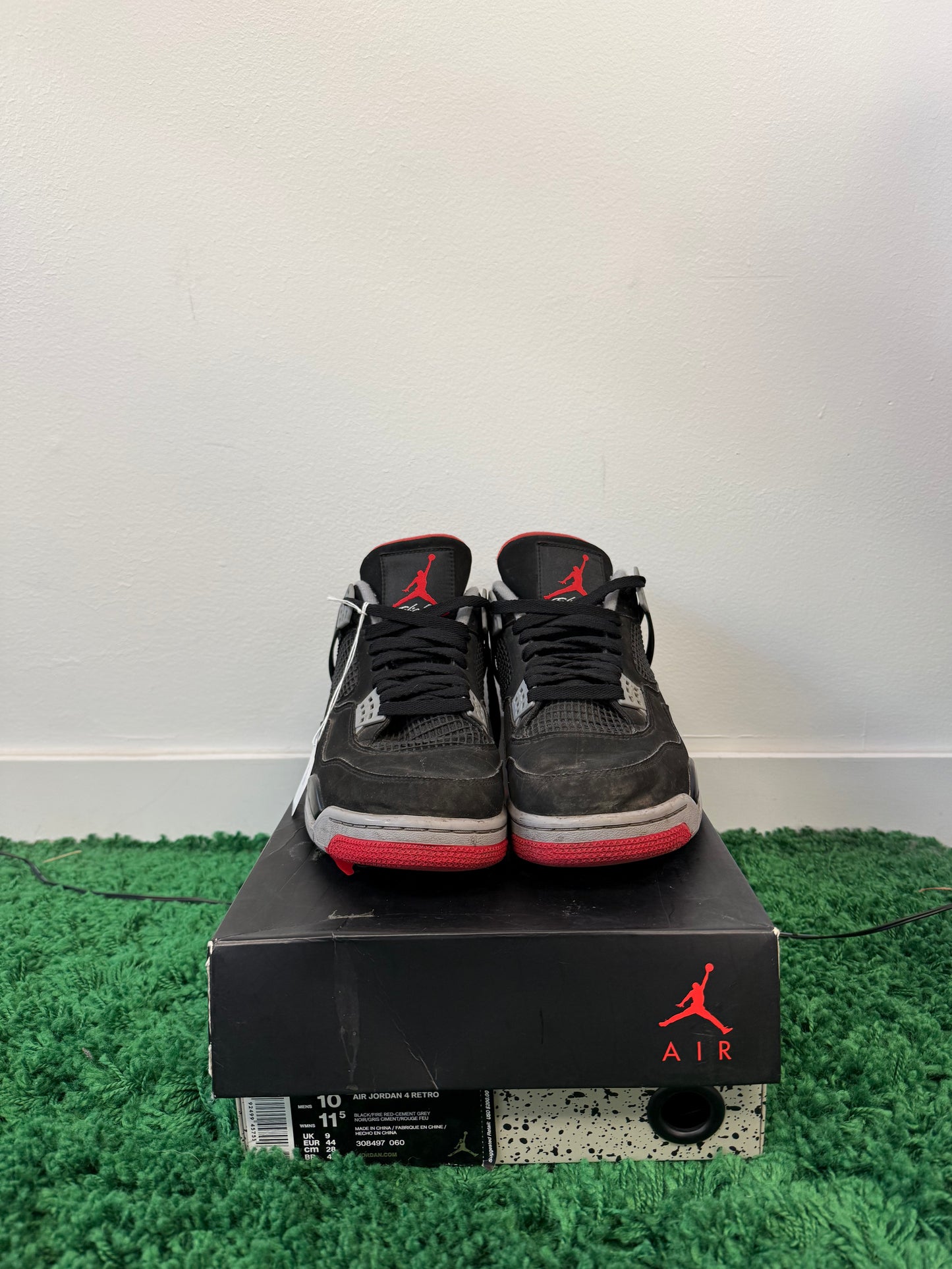 Used Jordan 4 Bred 2019 (Men’s)