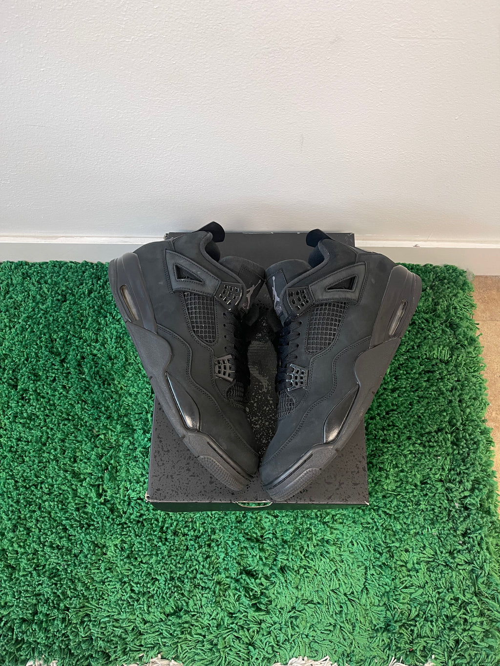 Used Jordan 4 Retro Black Cat 2025 (Men’s)