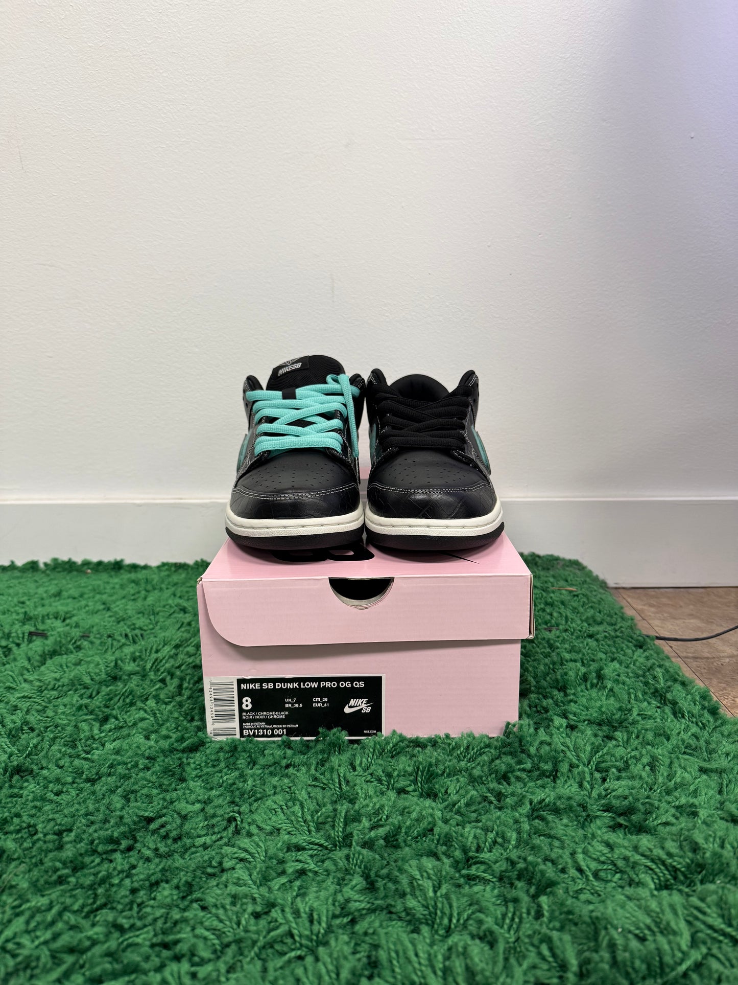 Used Nike SB Dunk Low Diamond Supply Co. Black Diamond (Men’s)