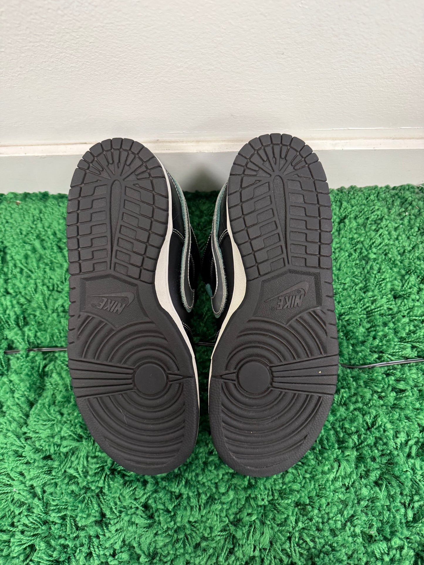 Used Nike SB Dunk Low Diamond Supply Co. Black Diamond (Men’s)