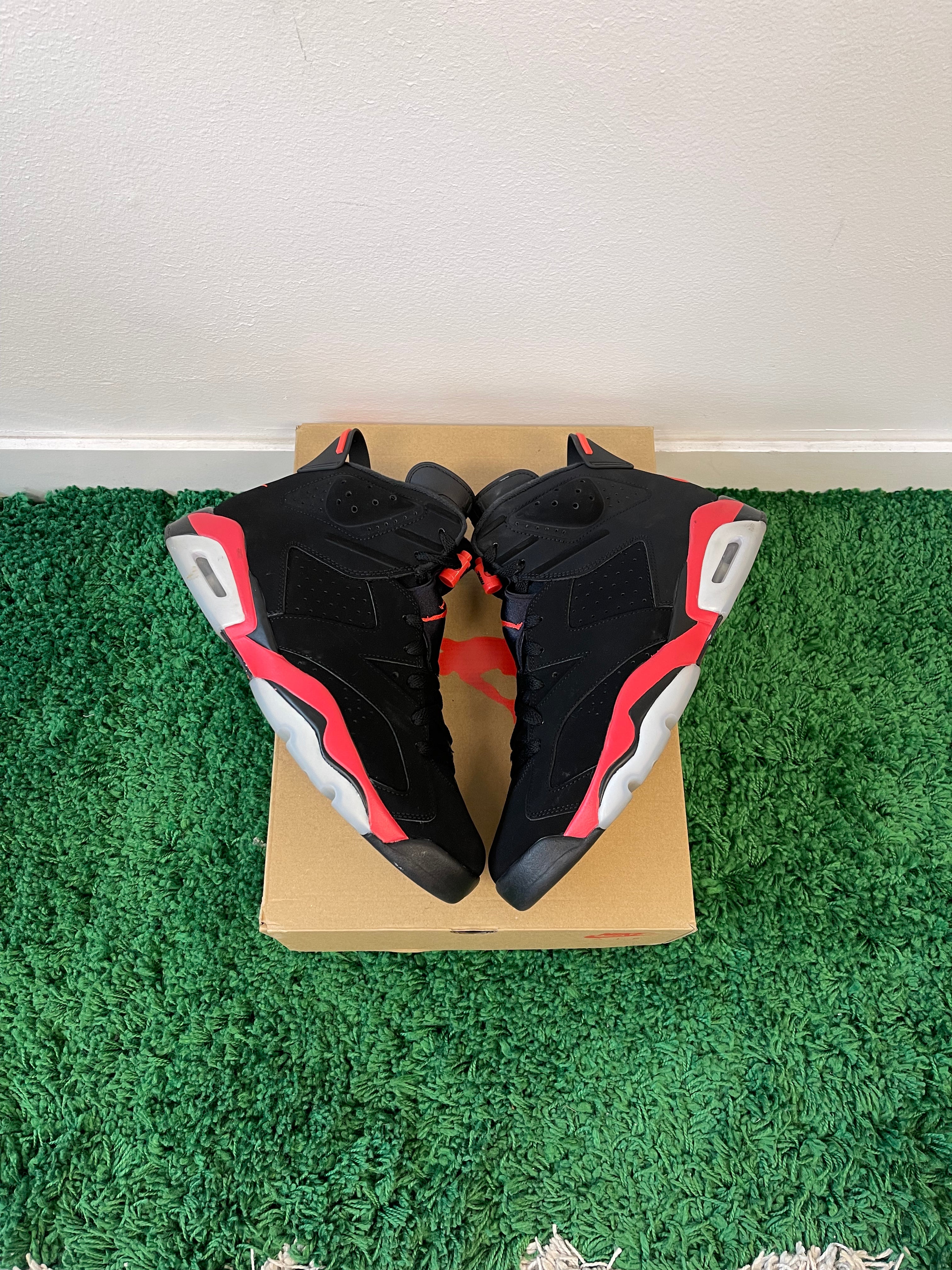 Used Jordan 6 Retro Infrared Salesman (Men’s)