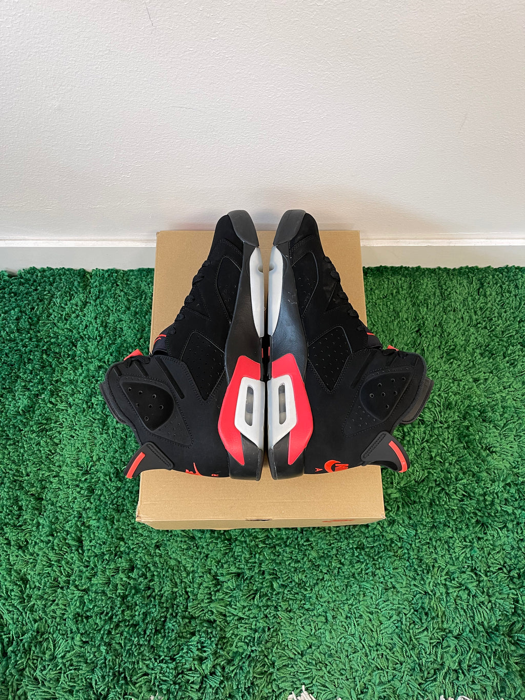 Used Jordan 6 Retro Infrared Salesman (Men’s)