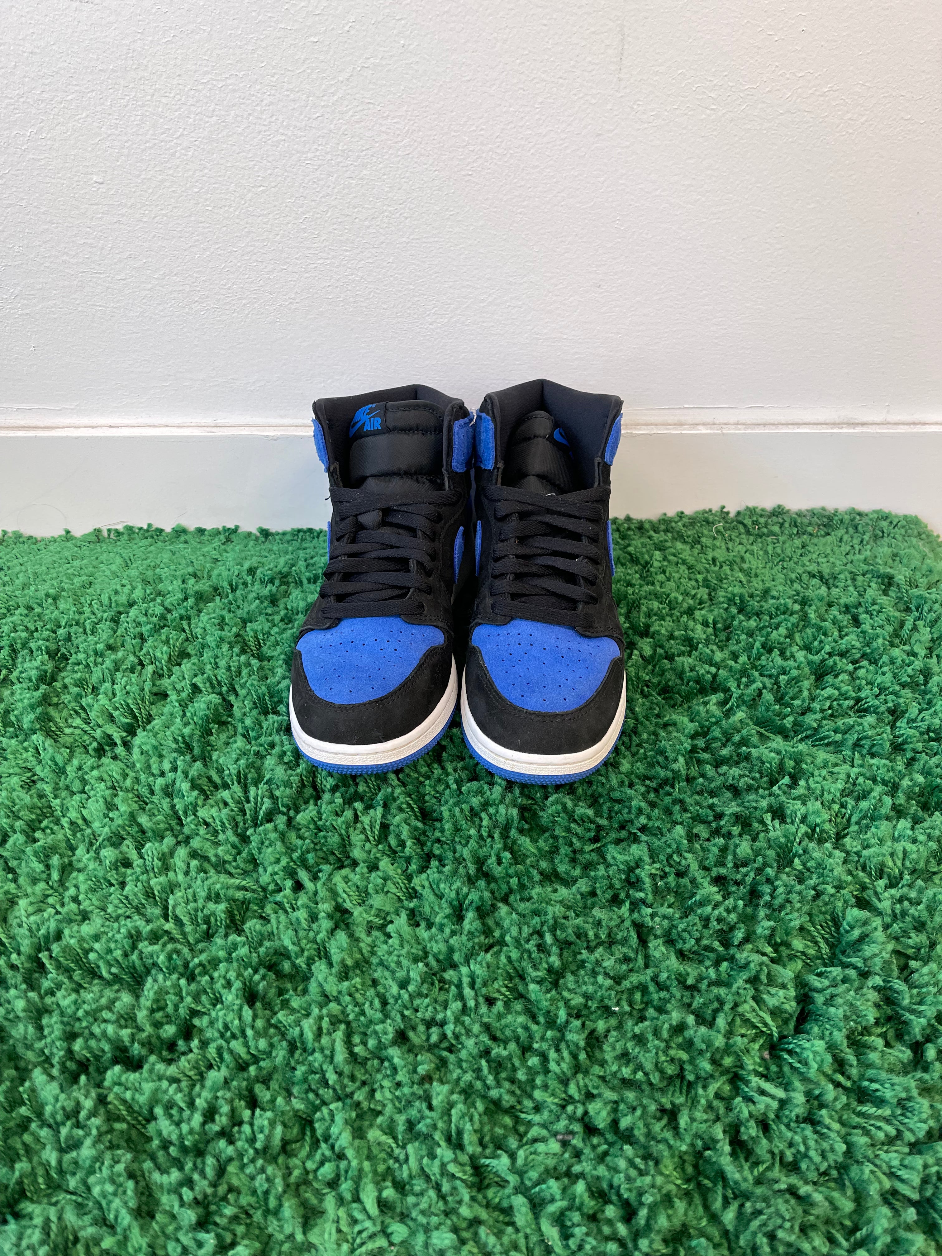 Used Jordan 1 Retro High OG Royal Reimagined (Youth)