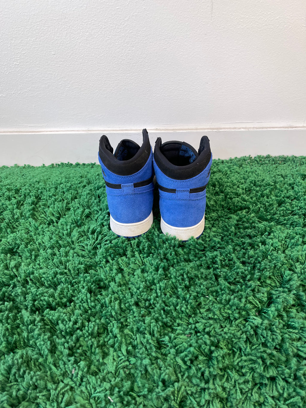 Used Jordan 1 Retro High OG Royal Reimagined (Youth)