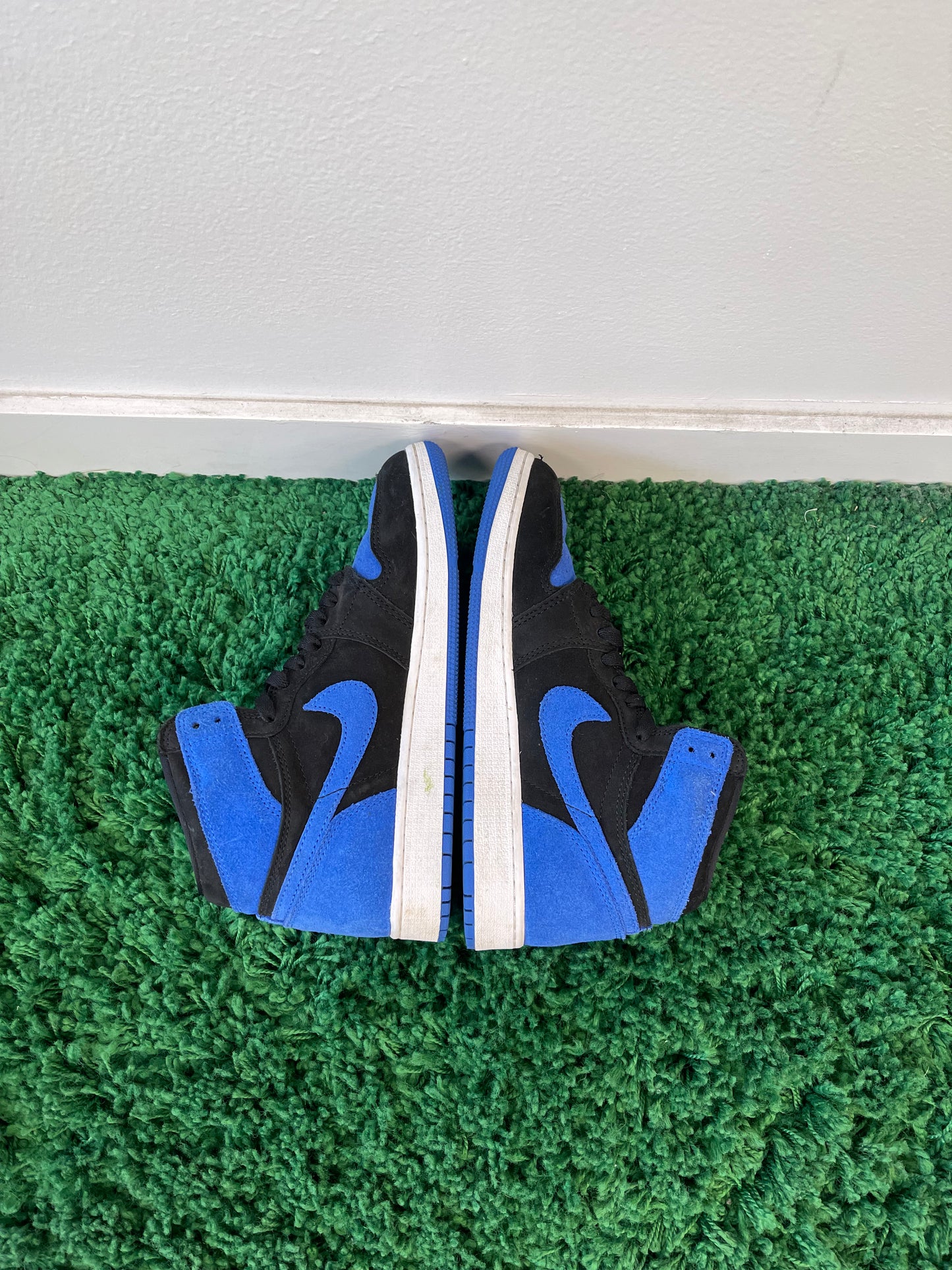 Used Jordan 1 Retro High OG Royal Reimagined (Youth)