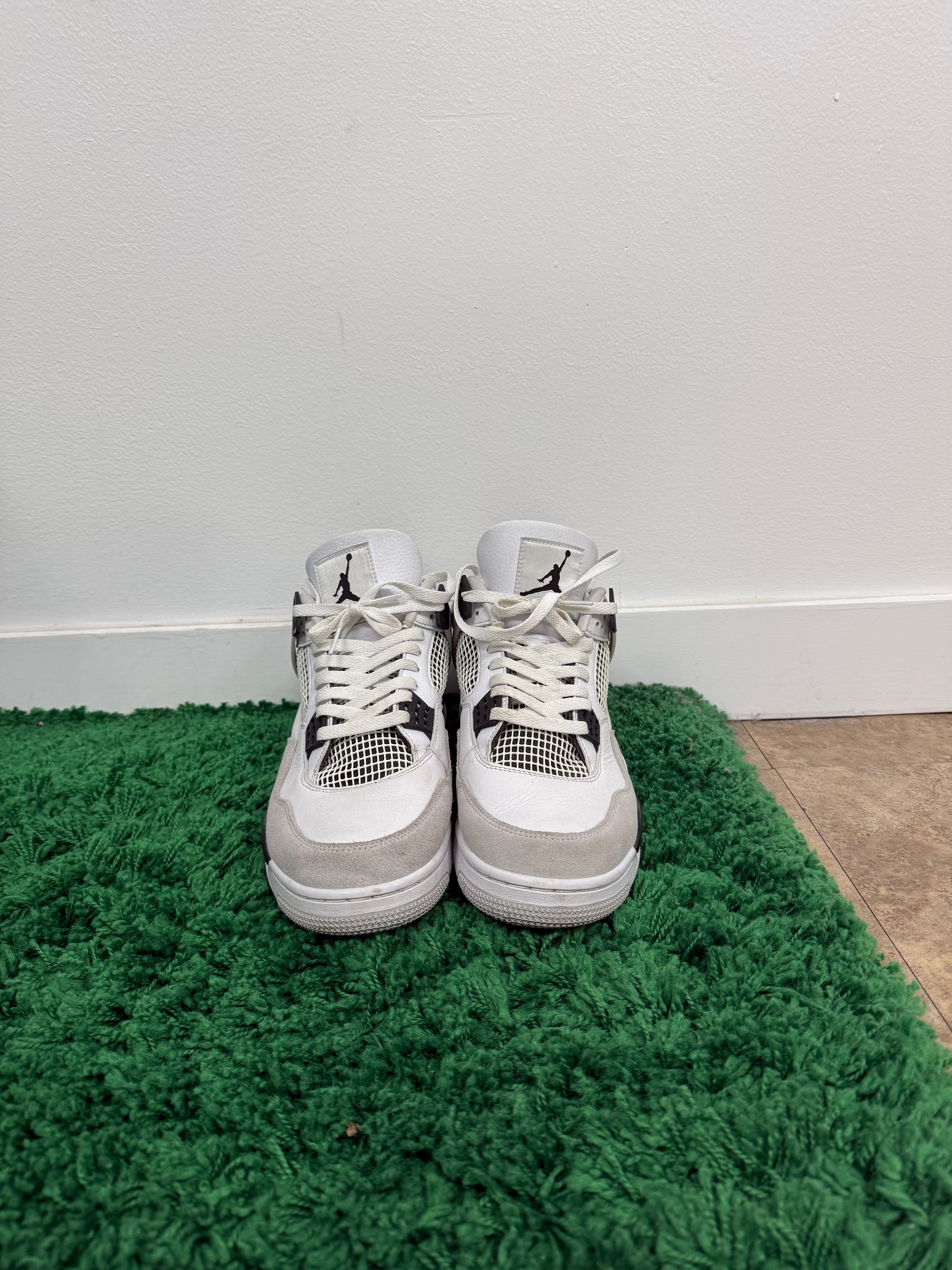 Used Jordan 4 Retro Military Black (Men’s)