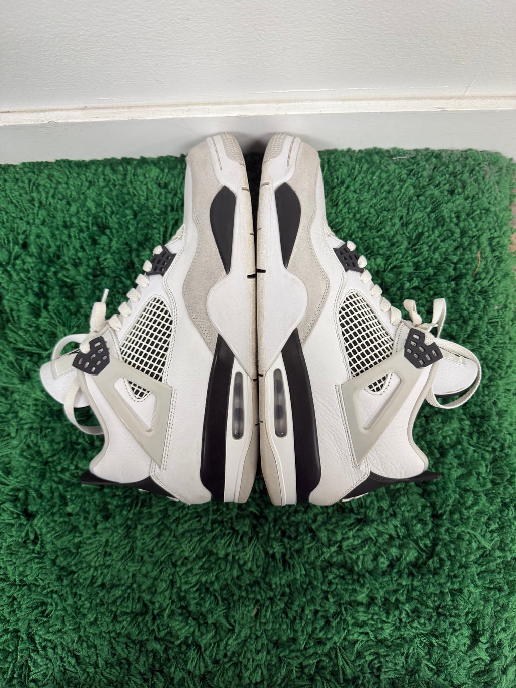 Used Jordan 4 Retro Military Black (Men’s)