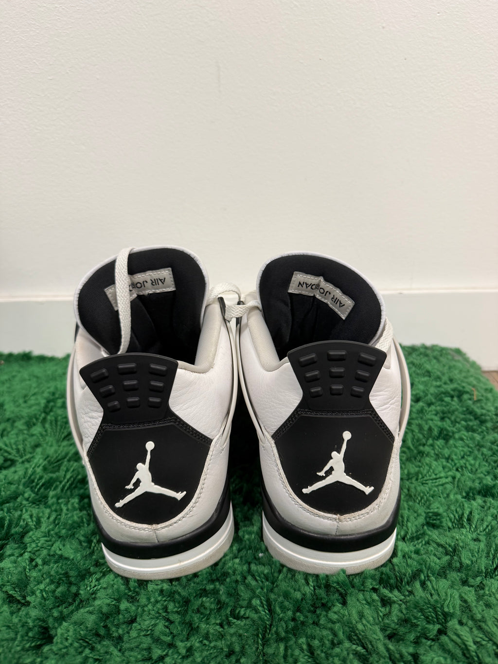 Used Jordan 4 Retro Military Black (Men’s)