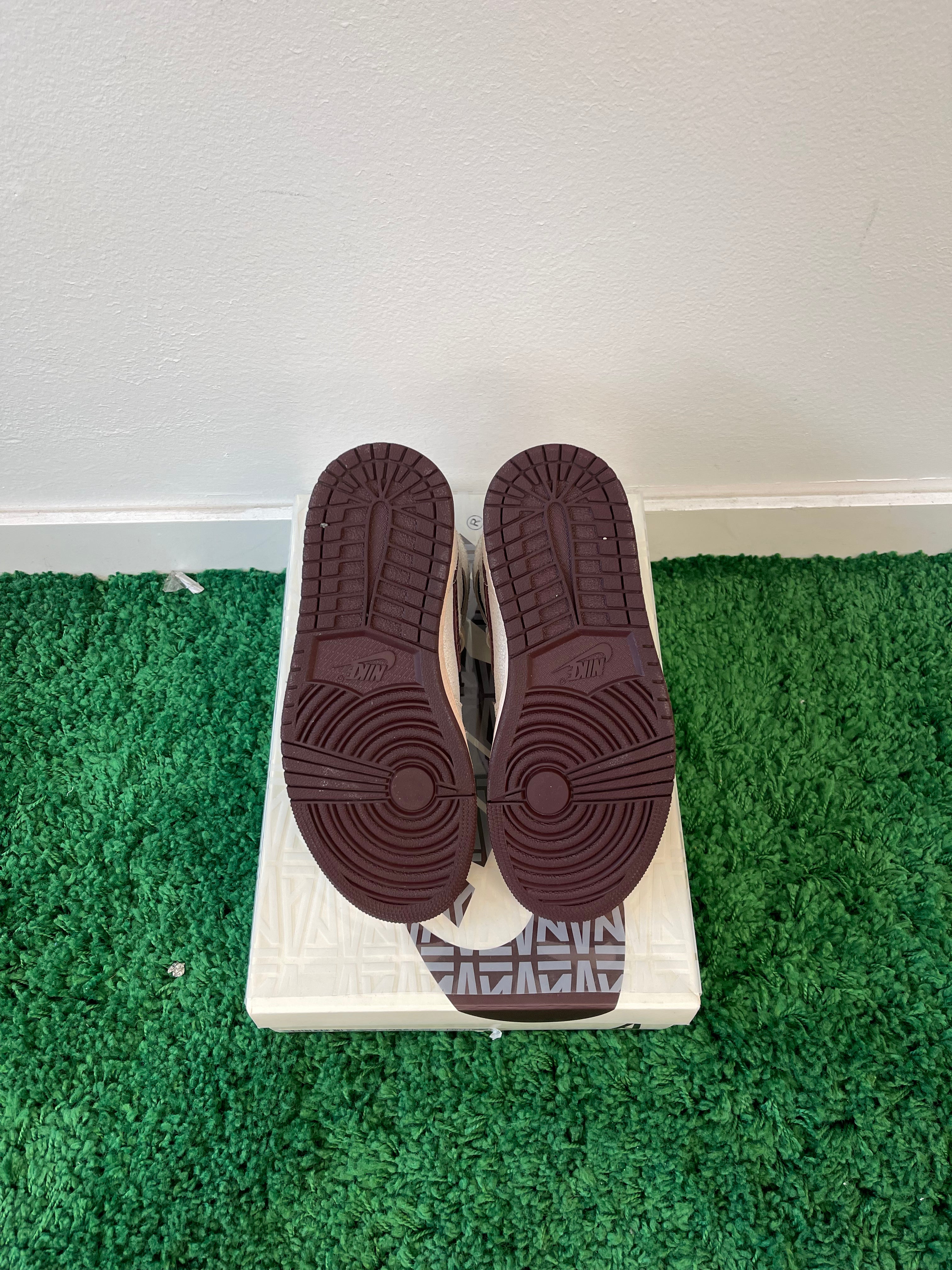 Used Jordan 1 Retro OG A Ma Maniére (Men’s)