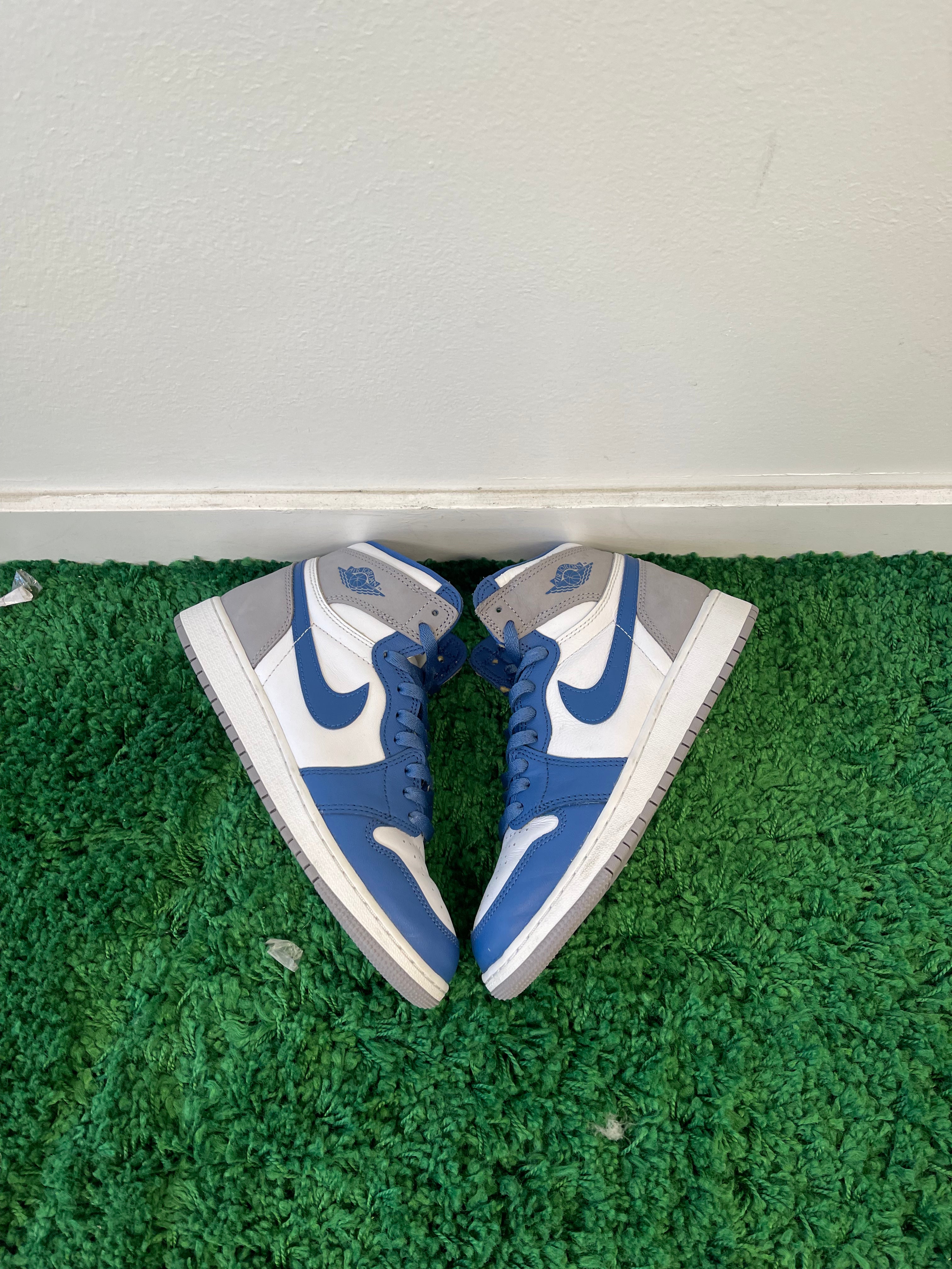 Used Jordan 1 Retro High OG True Blue (Youth)