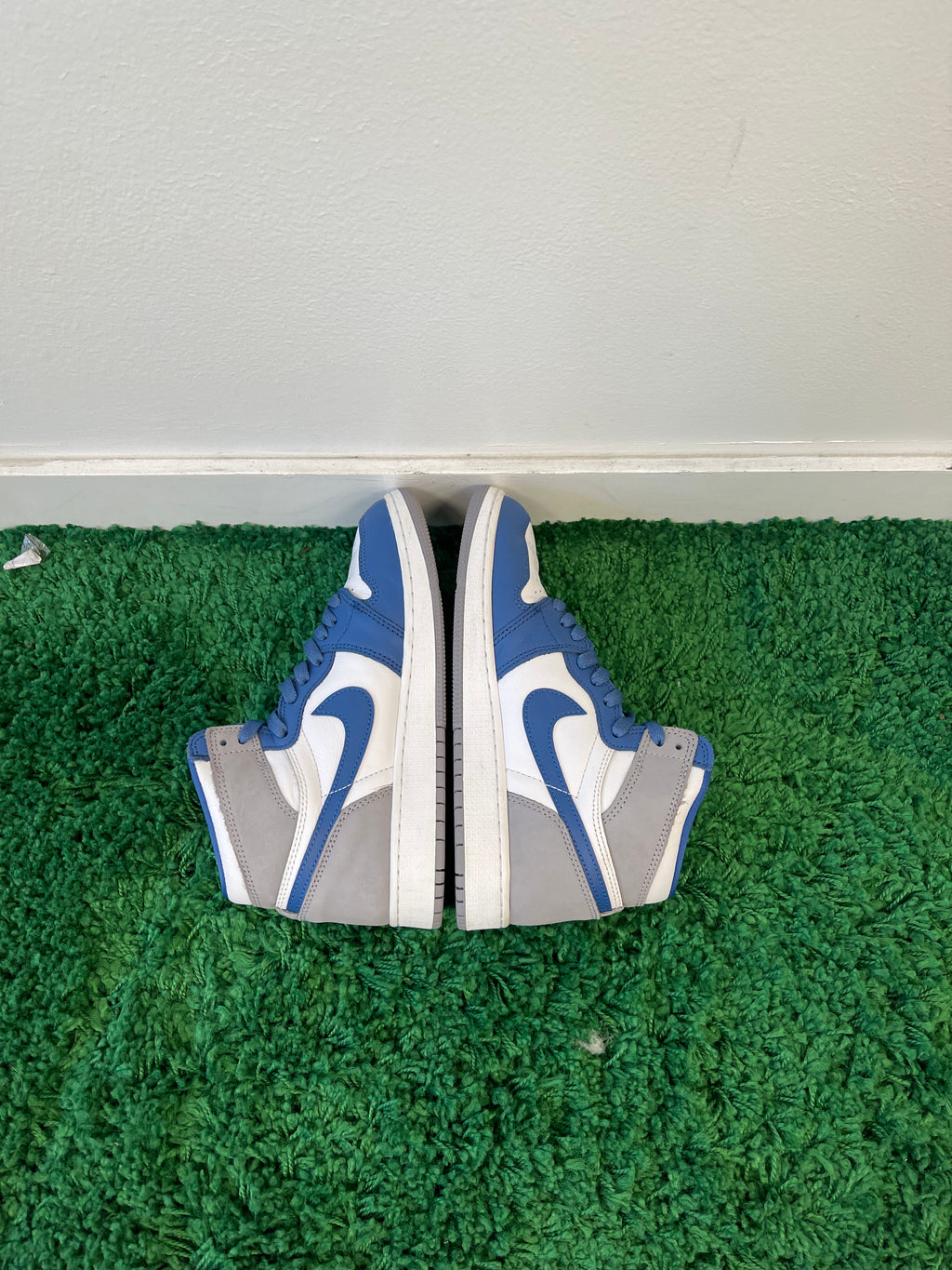 Used Jordan 1 Retro High OG True Blue (Youth)